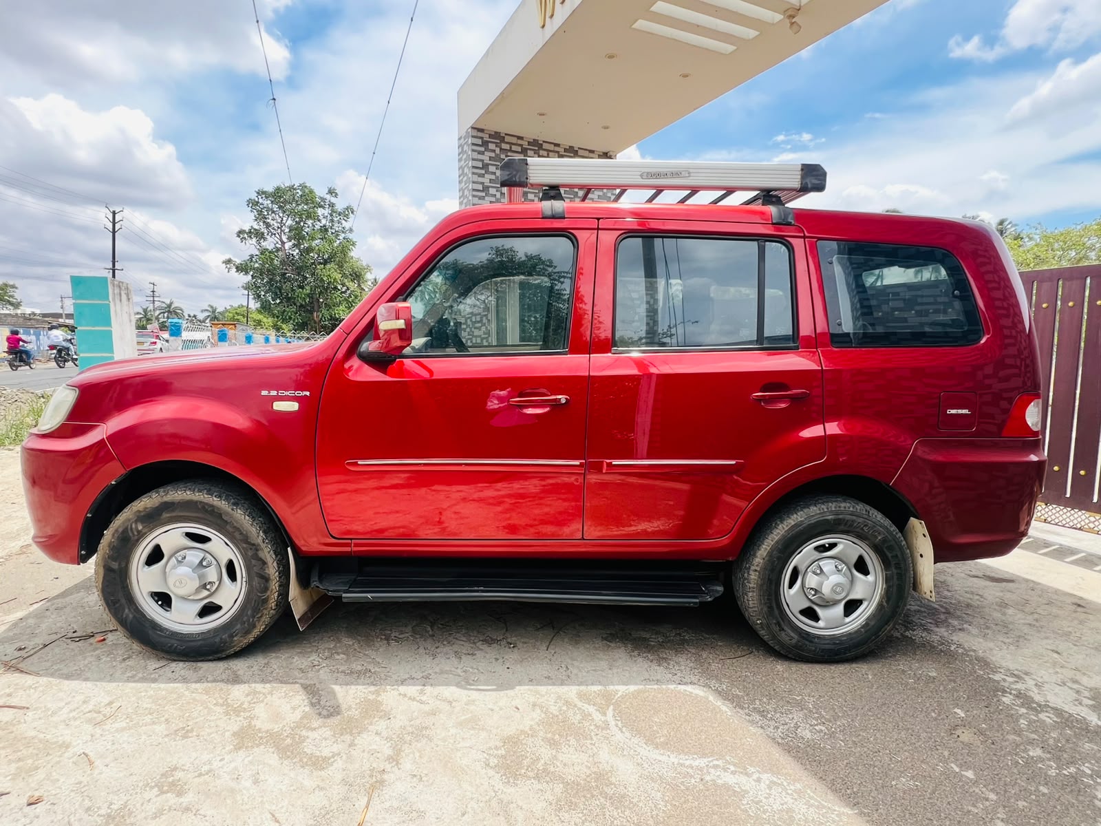 Tata Sumo Grande - Image 4