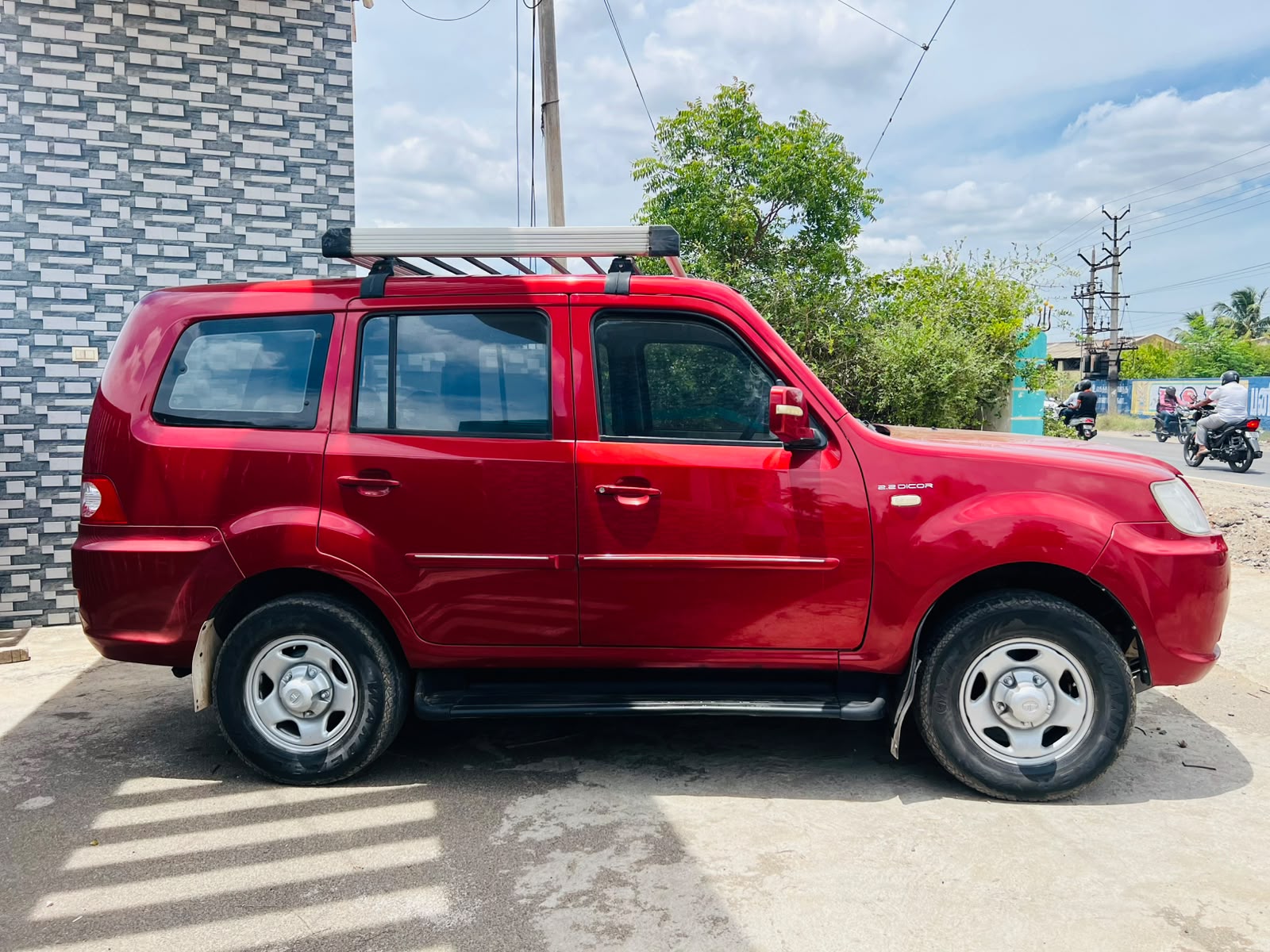 Tata Sumo Grande - Image 5