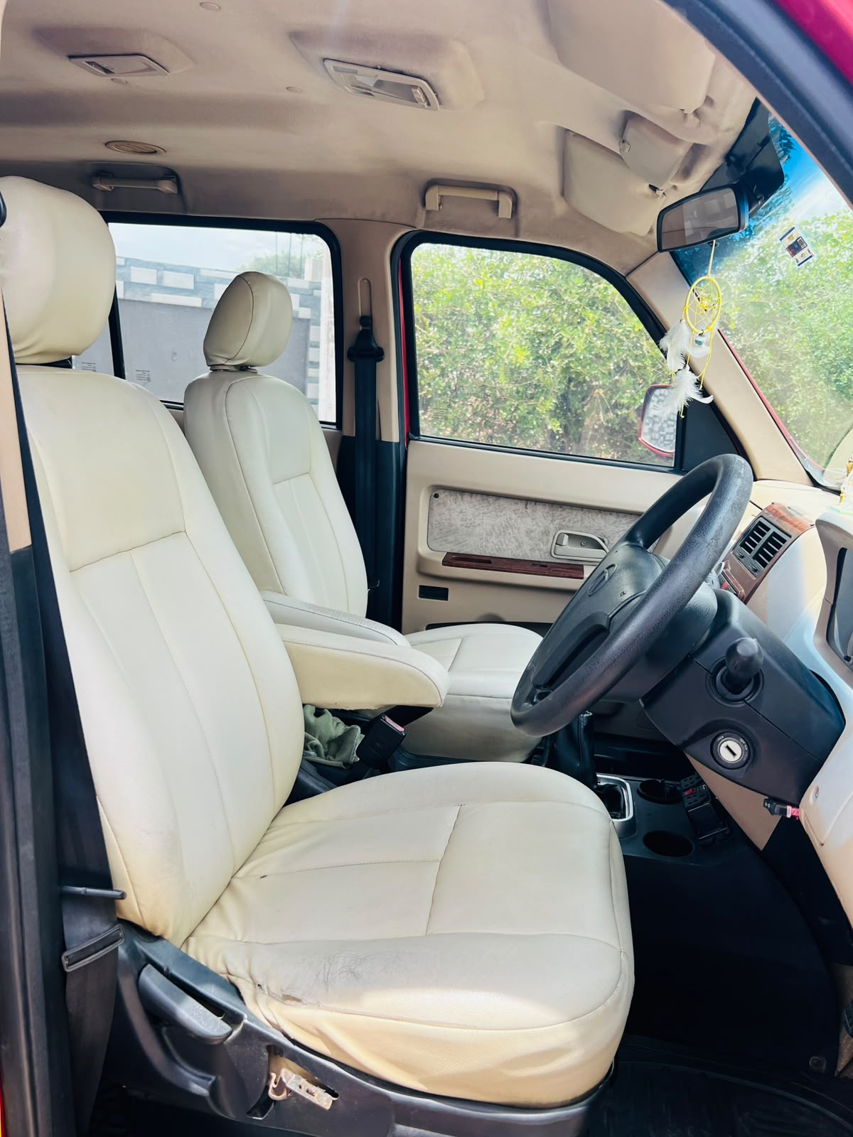 Tata Sumo Grande - Image 10