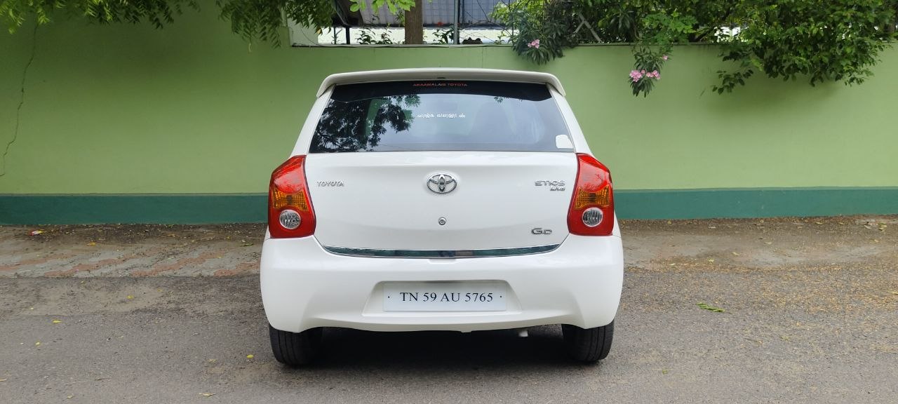 Toyota Etios Liva - Image 4