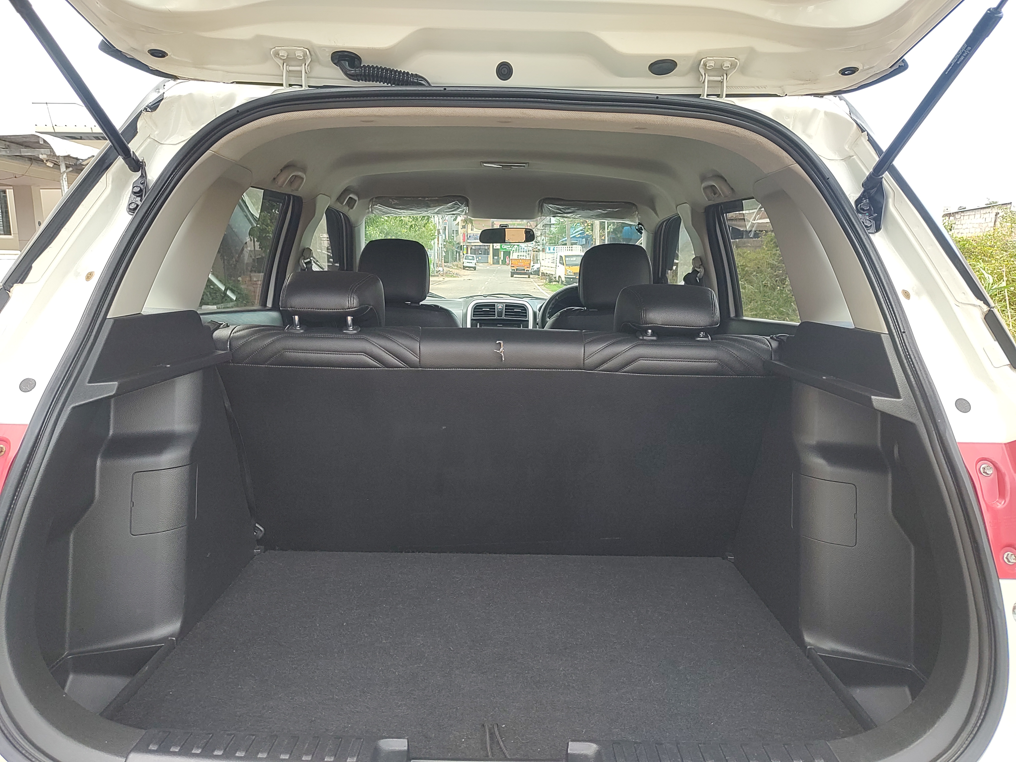Maruti Suzuki Brezza - Image 7