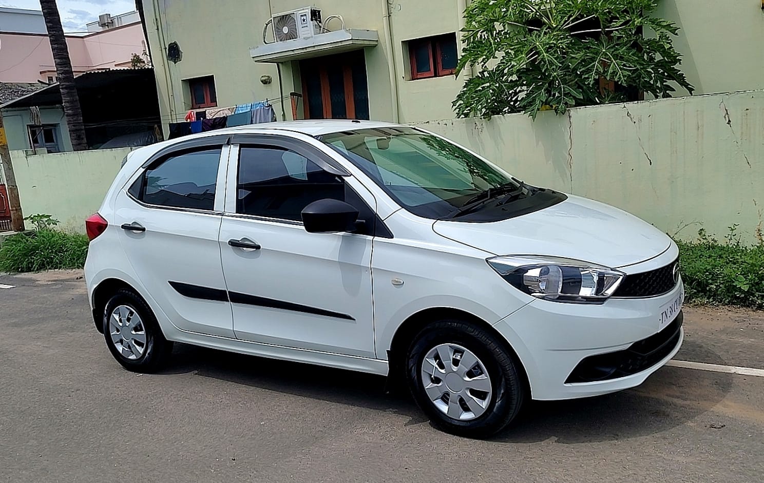 Tata Tiago - Image 4