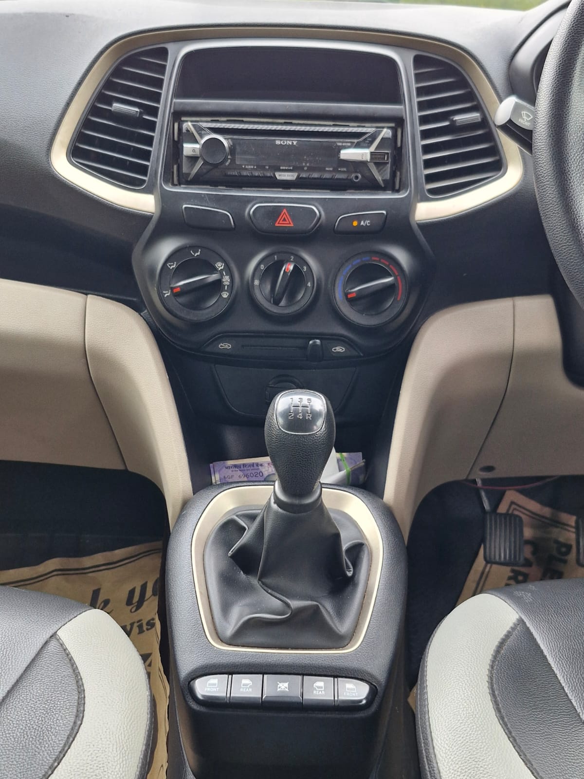 Hyundai Santro - Image 6