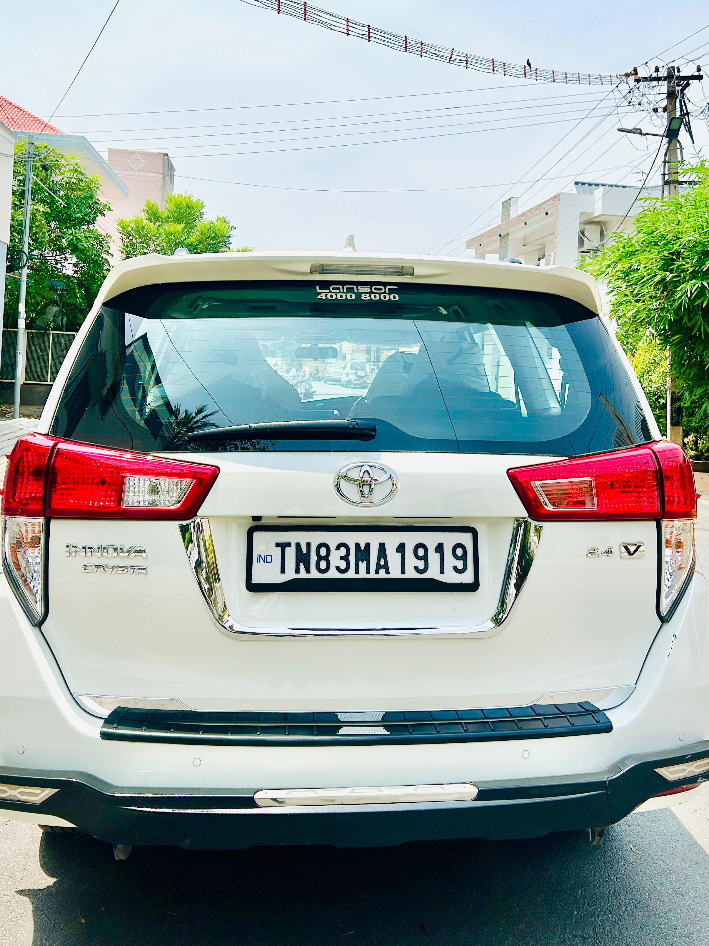 Toyota Innova Crysta - Image 3