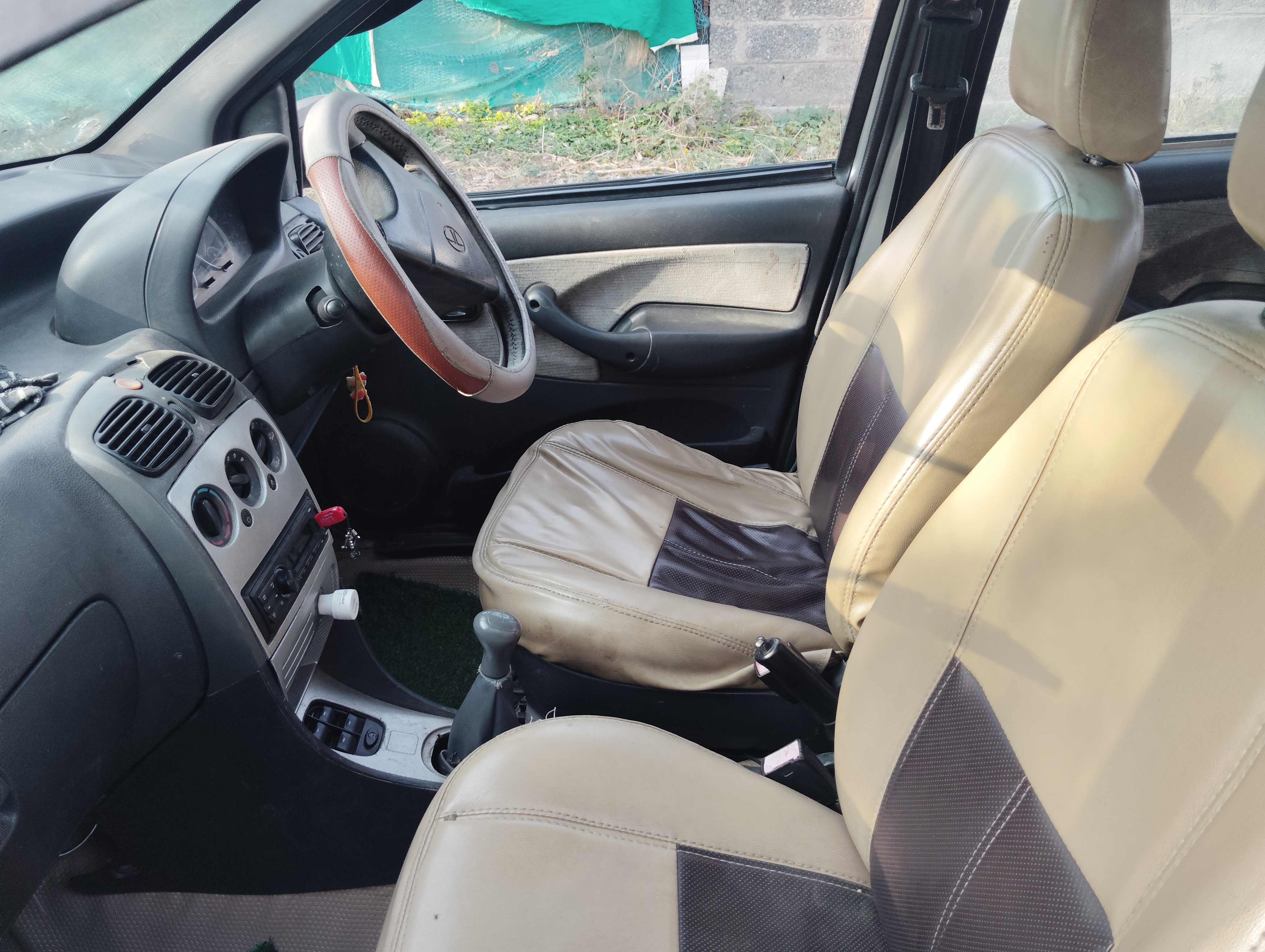 Tata Indica - Image 6