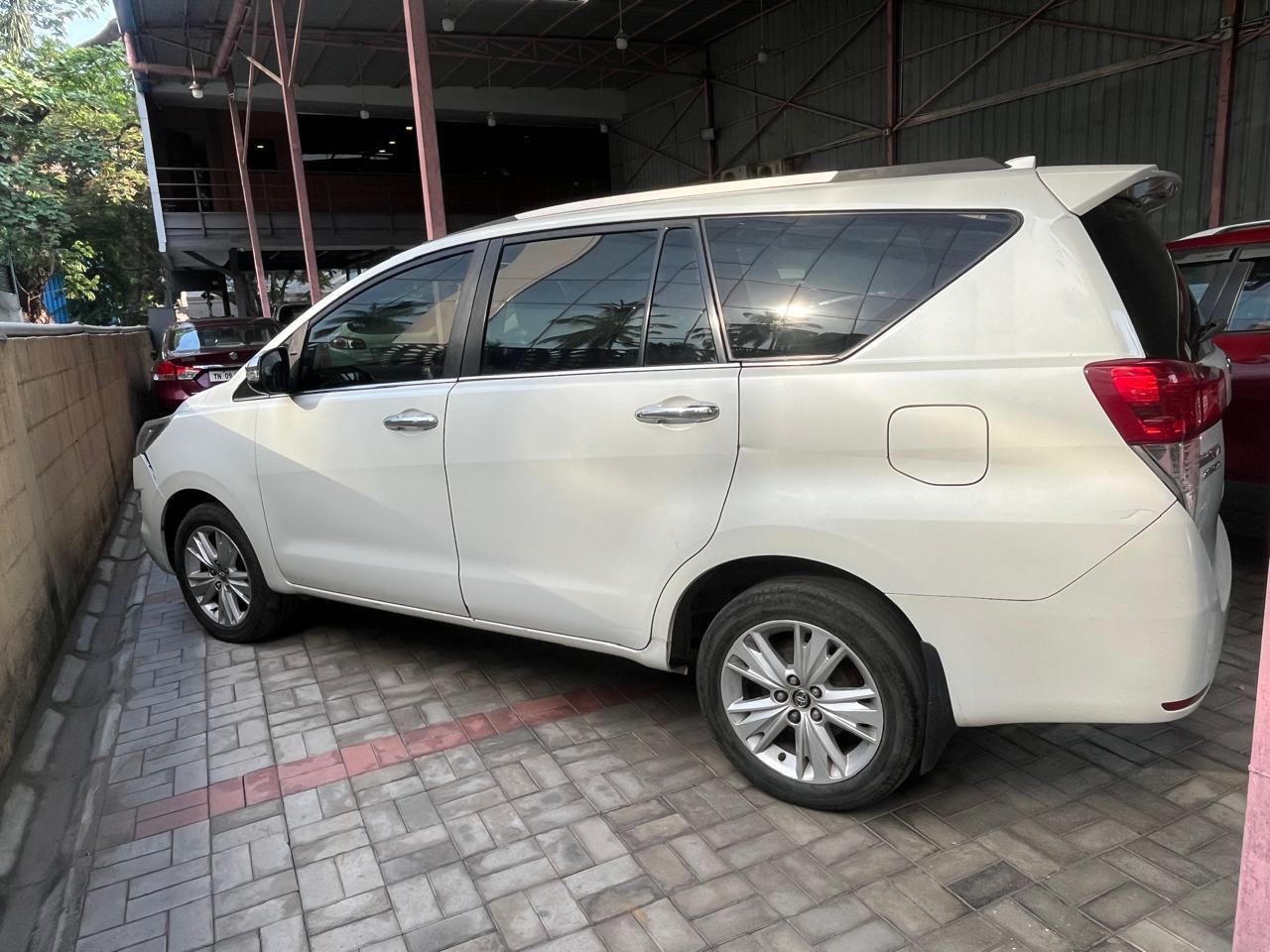 Toyota Innova Crysta - Image 2