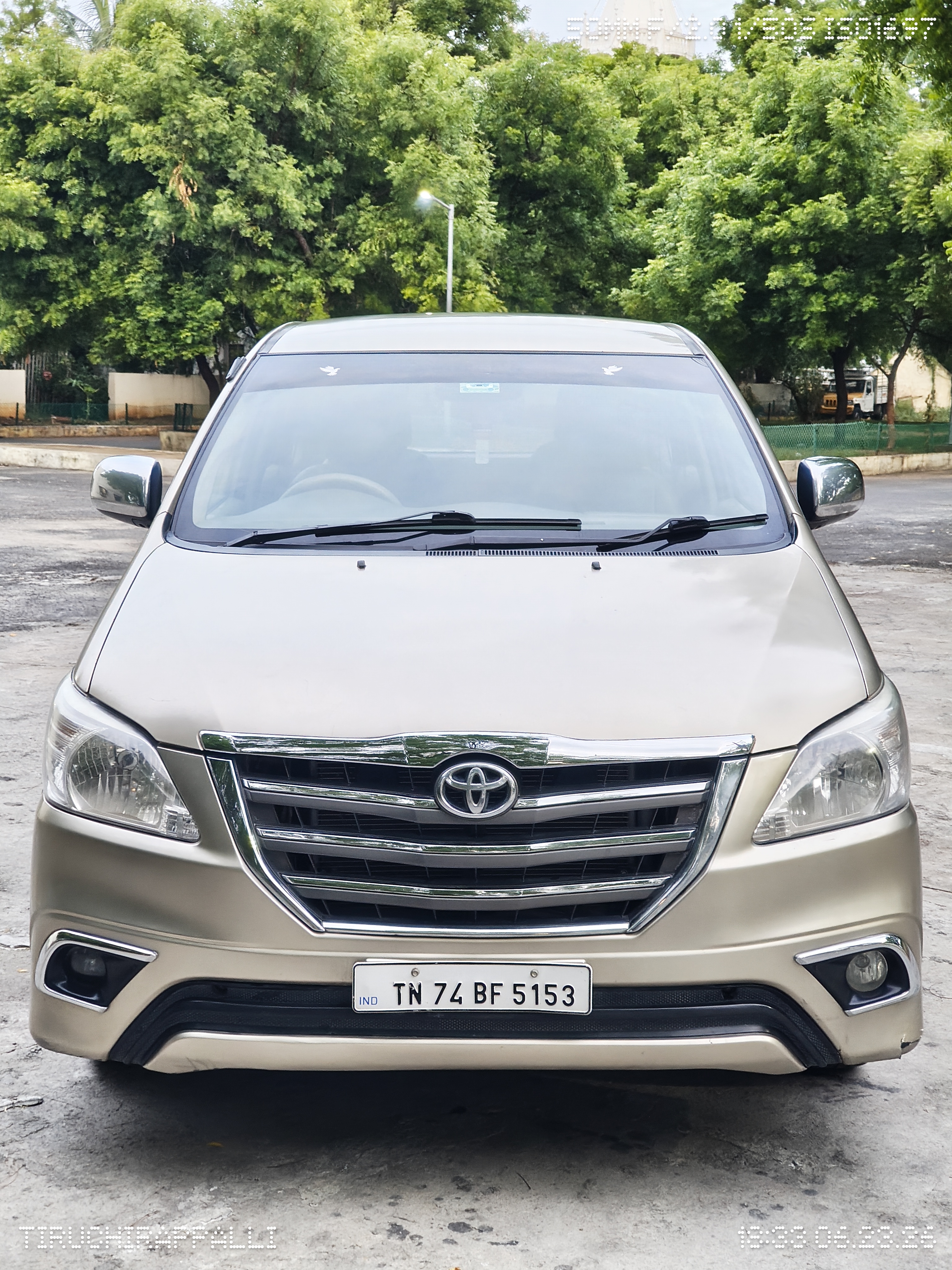 Toyota Innova - Image 2