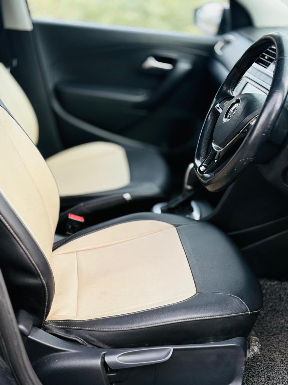 Volkswagen Polo - Image 10