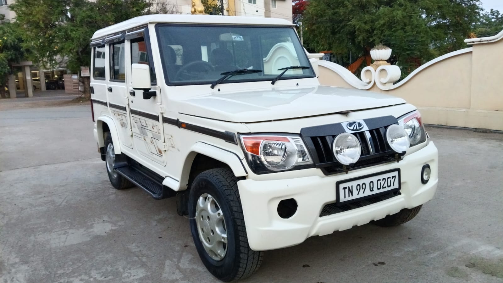 Mahindra Bolero - Image 4