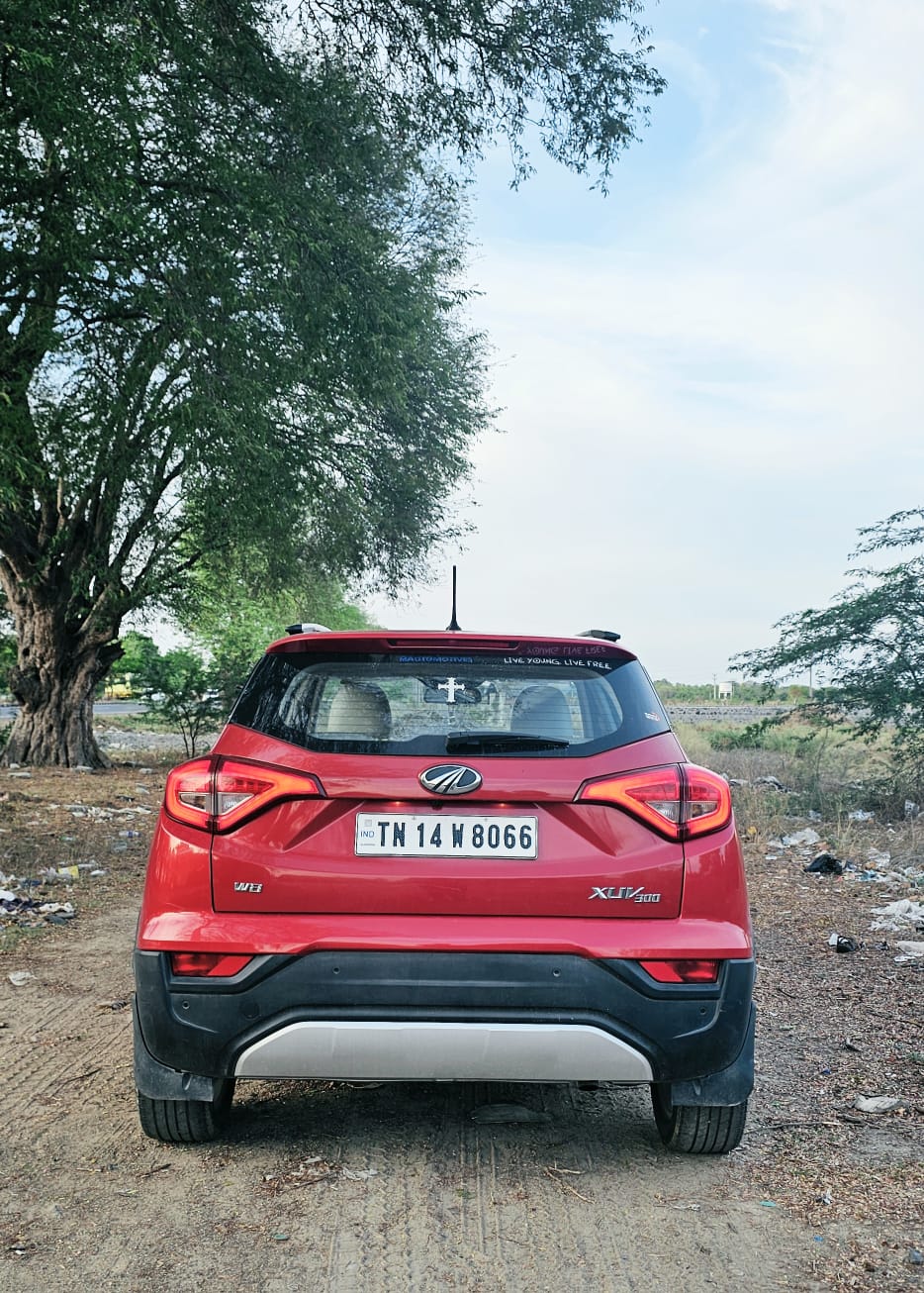 Mahindra XUV300 - Image 6