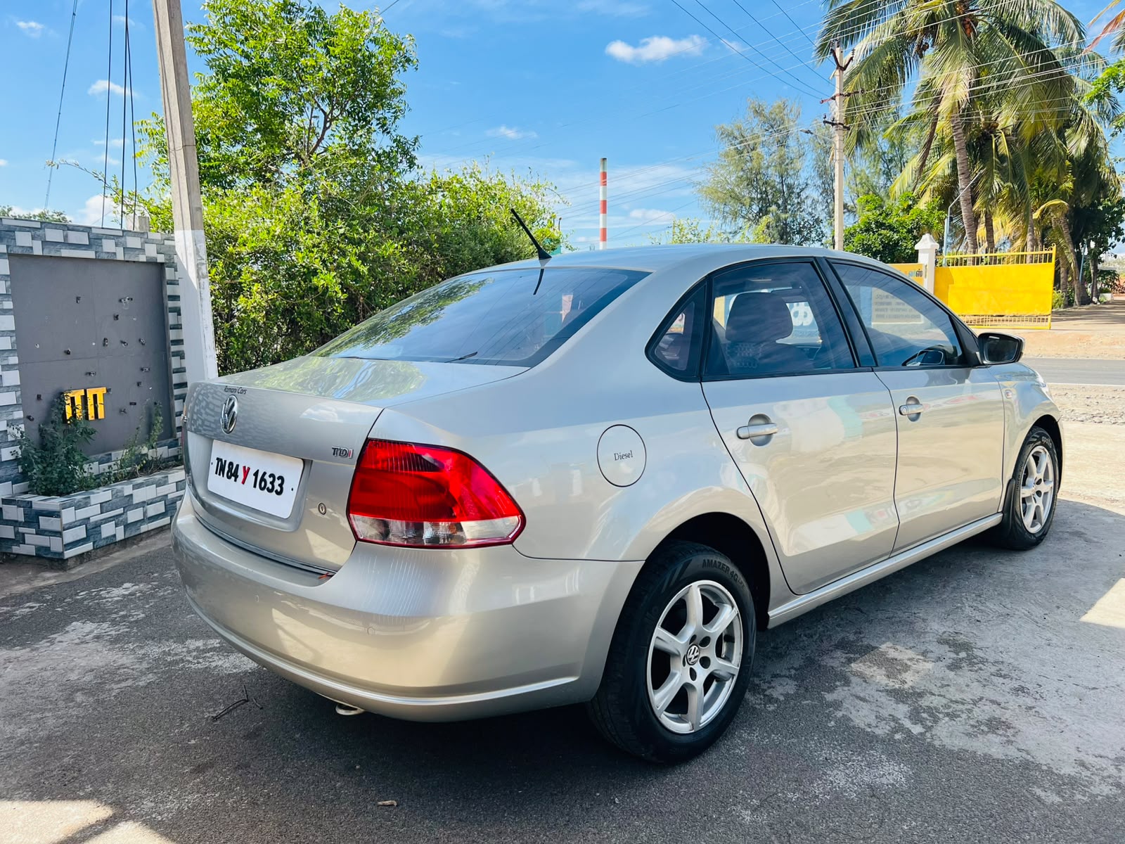 Volkswagen Vento - Image 7