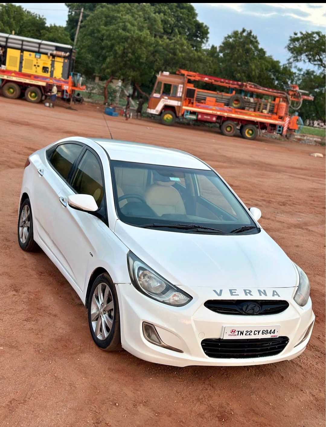 Hyundai Fluidic Verna