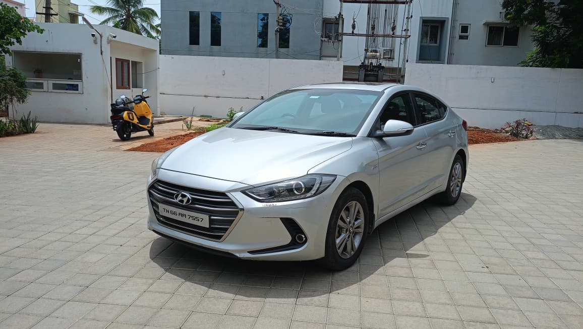 Hyundai Elantra - Image 5