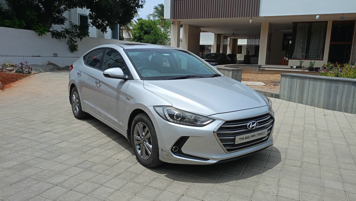 Hyundai Elantra - Image 3