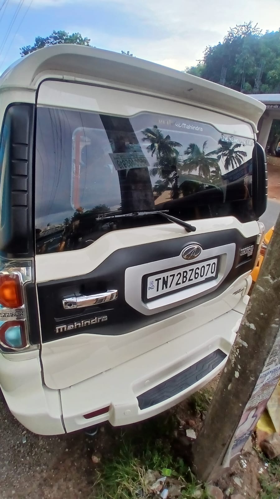 Mahindra Scorpio - Image 2