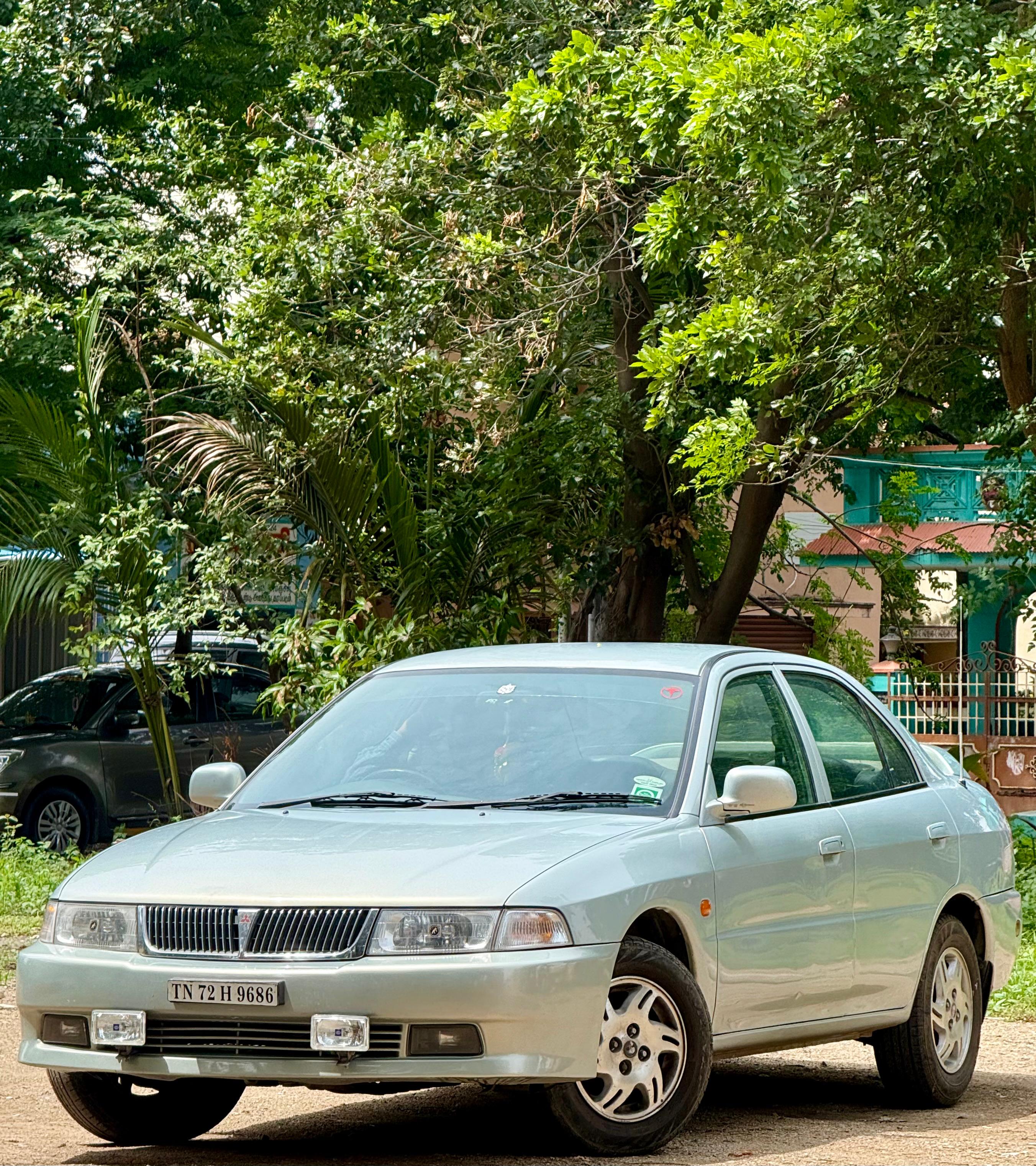 Mitsubishi Lancer - Image 9
