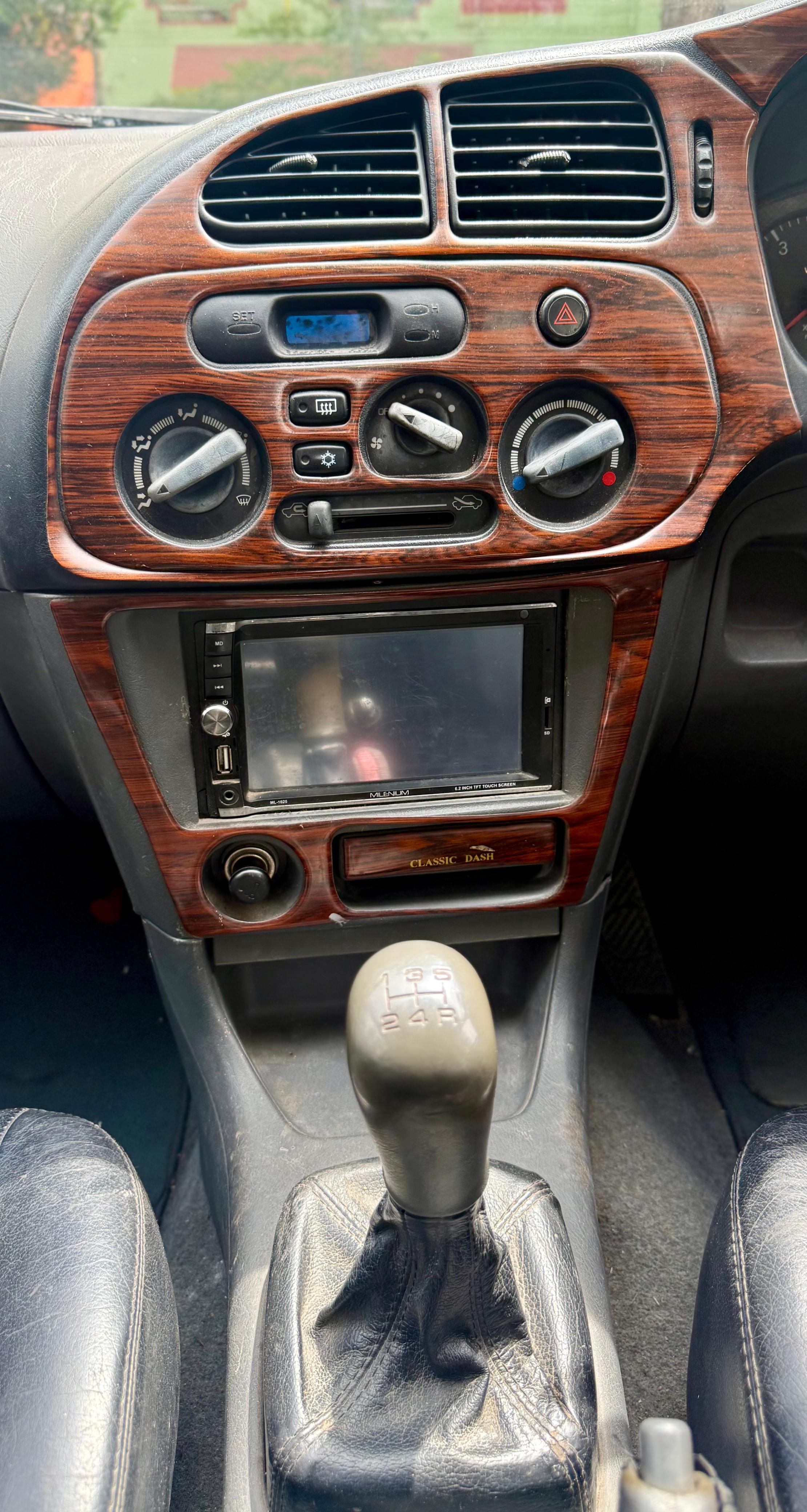 Mitsubishi Lancer - Image 6