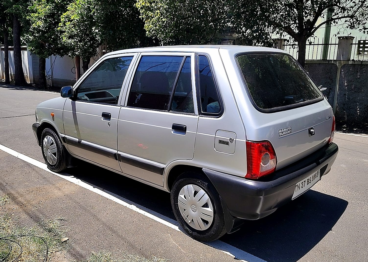 Maruti Suzuki 800 - Image 5