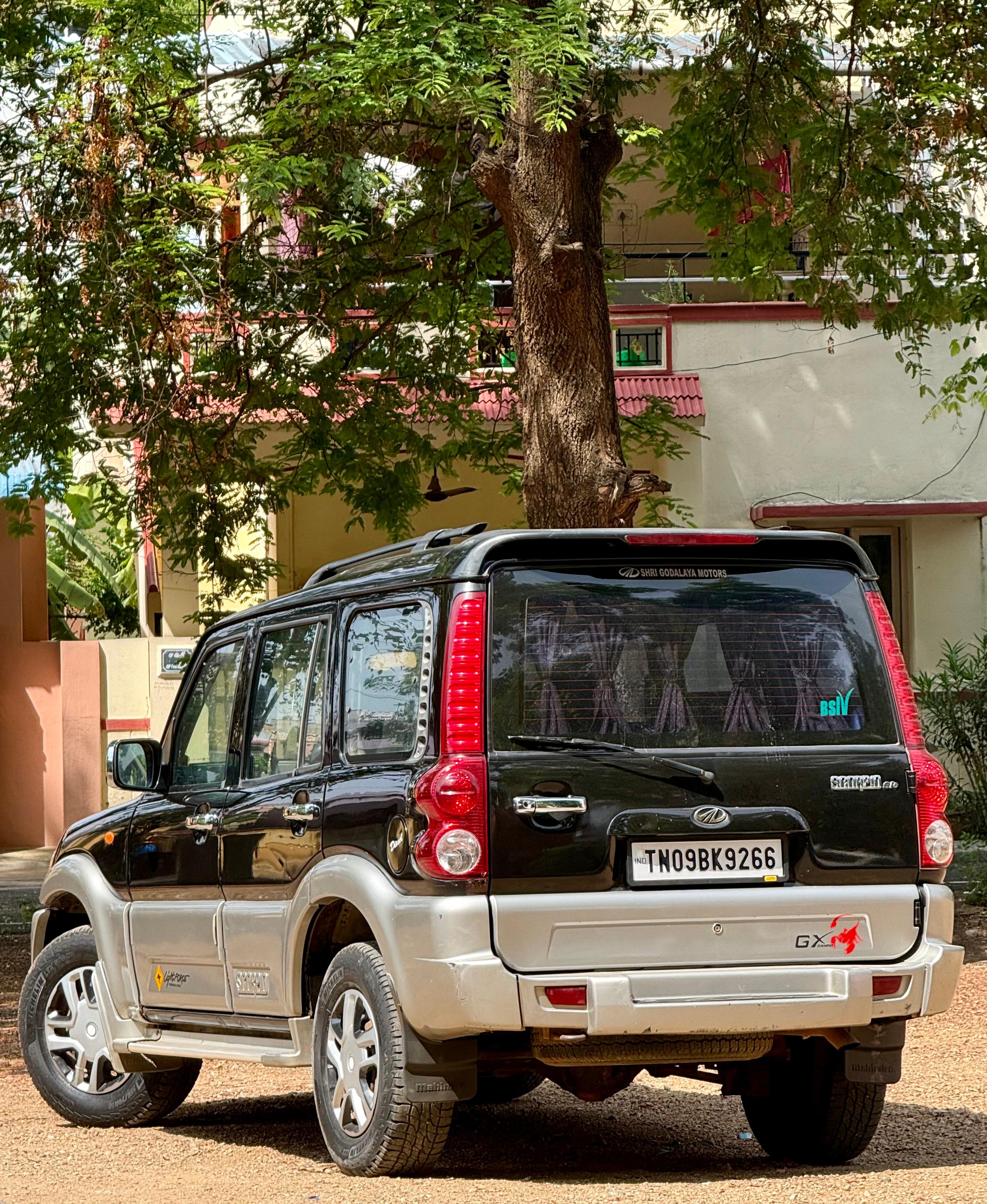 Mahindra Scorpio - Image 8