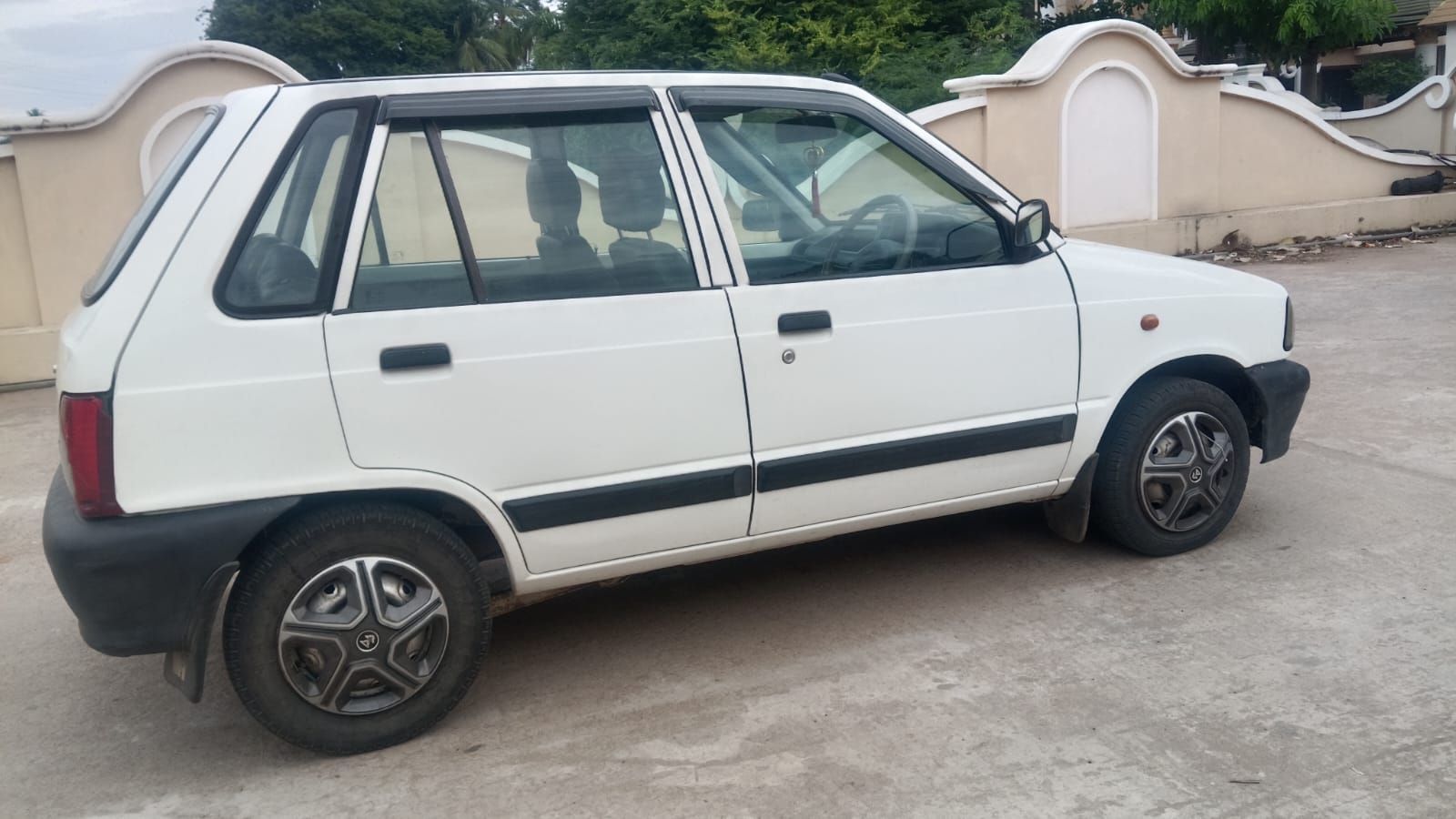 Maruti Suzuki 800 - Image 12