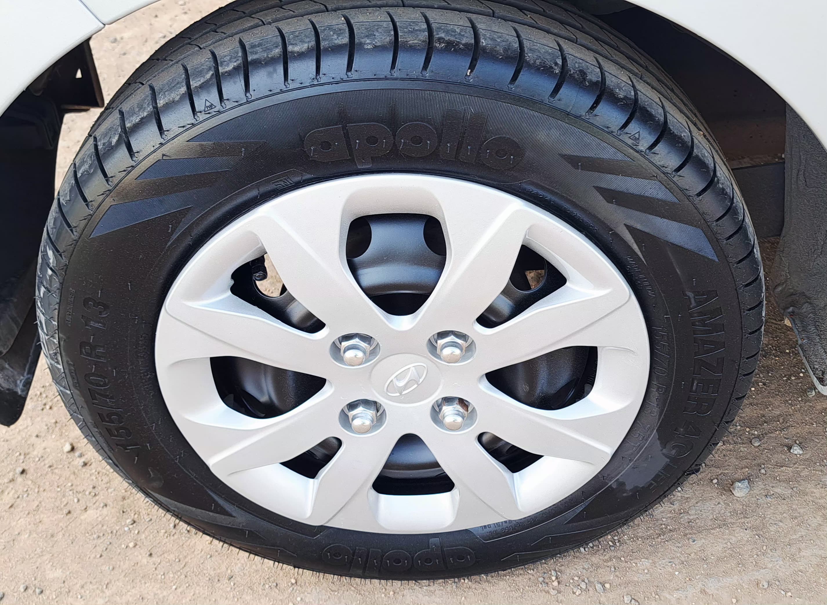 Hyundai Eon - Image 8