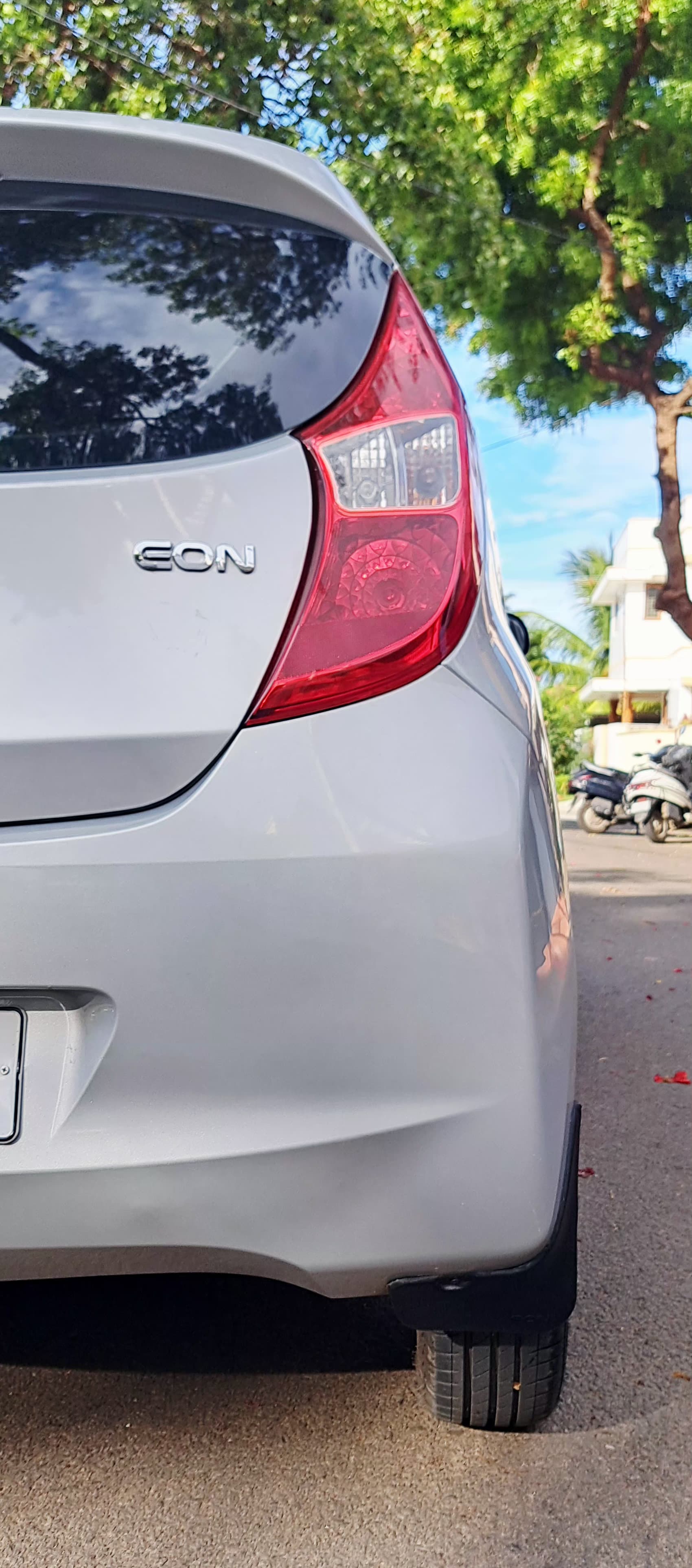 Hyundai Eon - Image 11