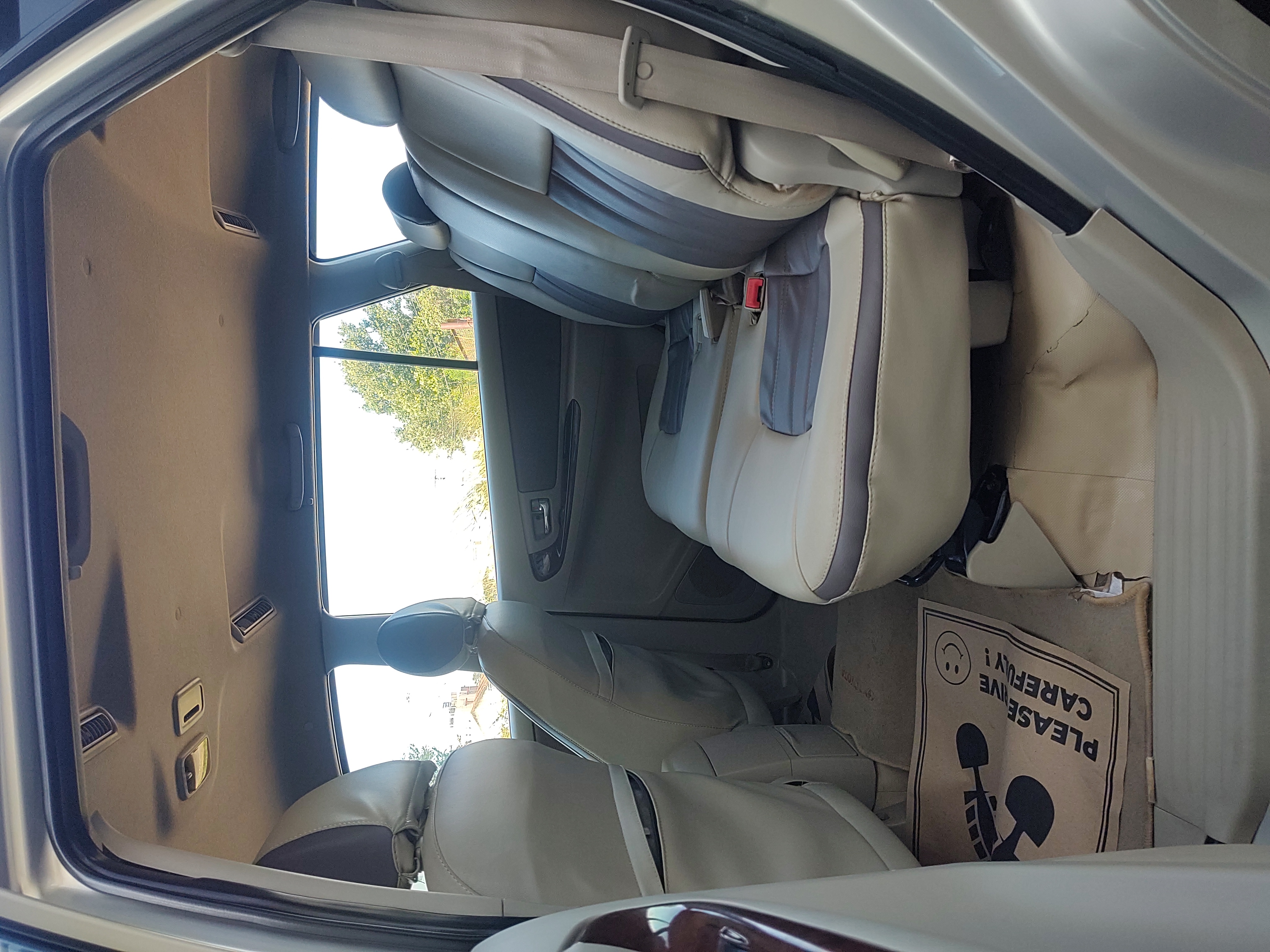 Toyota Innova - Image 10