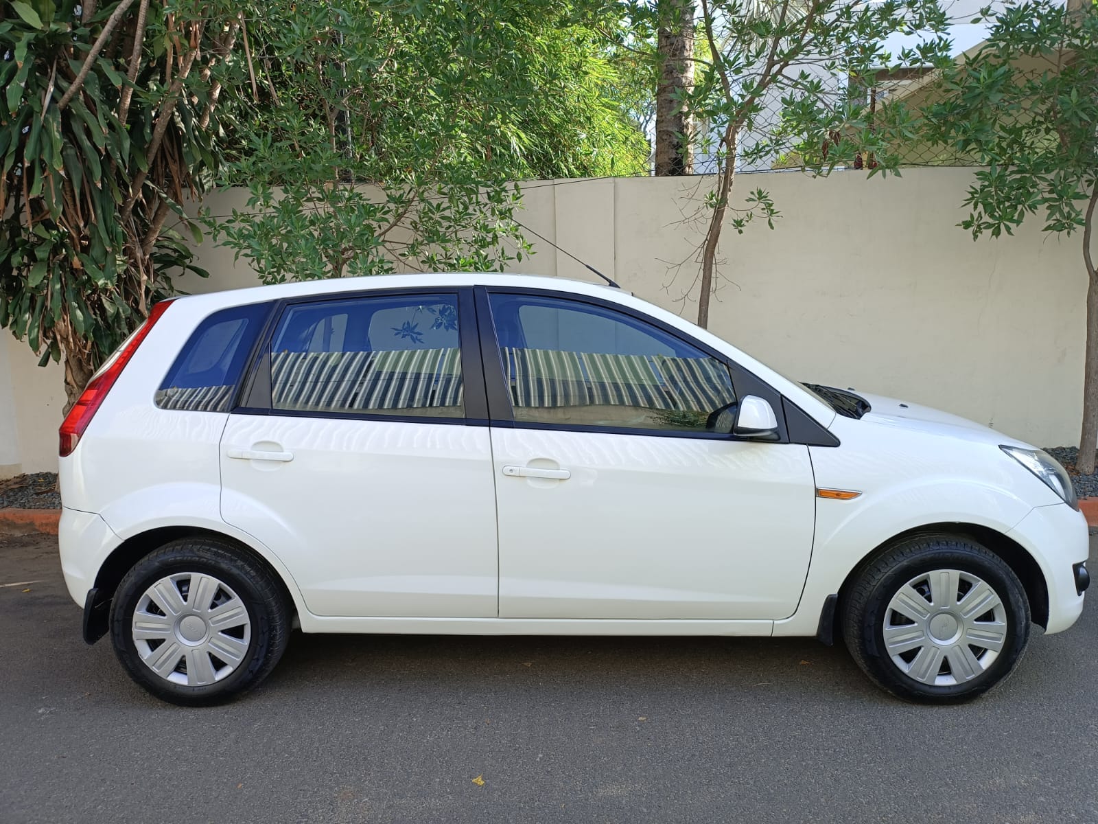 Ford Figo - Image 2
