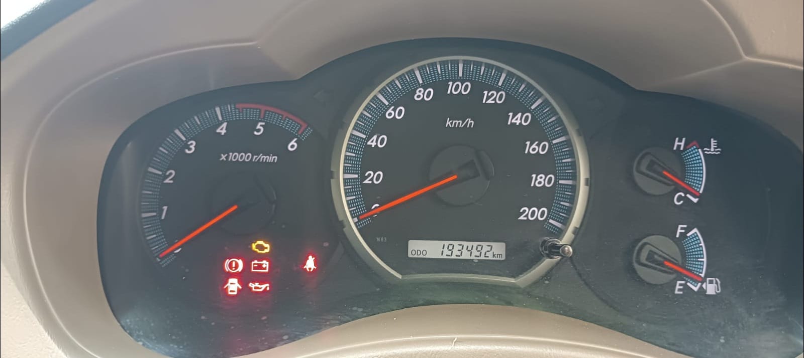 Toyota Innova - Image 10