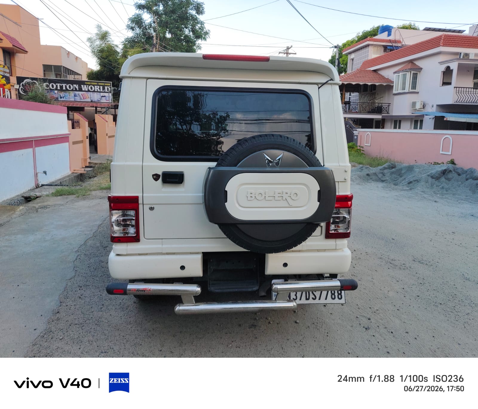 Mahindra Bolero - Image 8