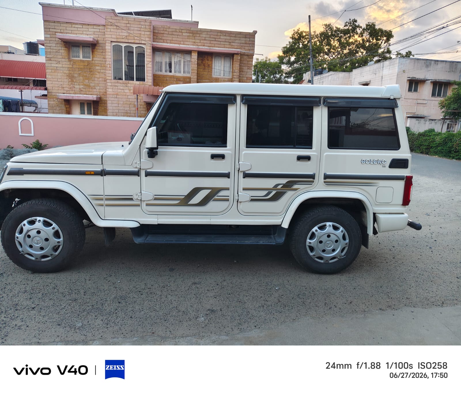 Mahindra Bolero - Image 3