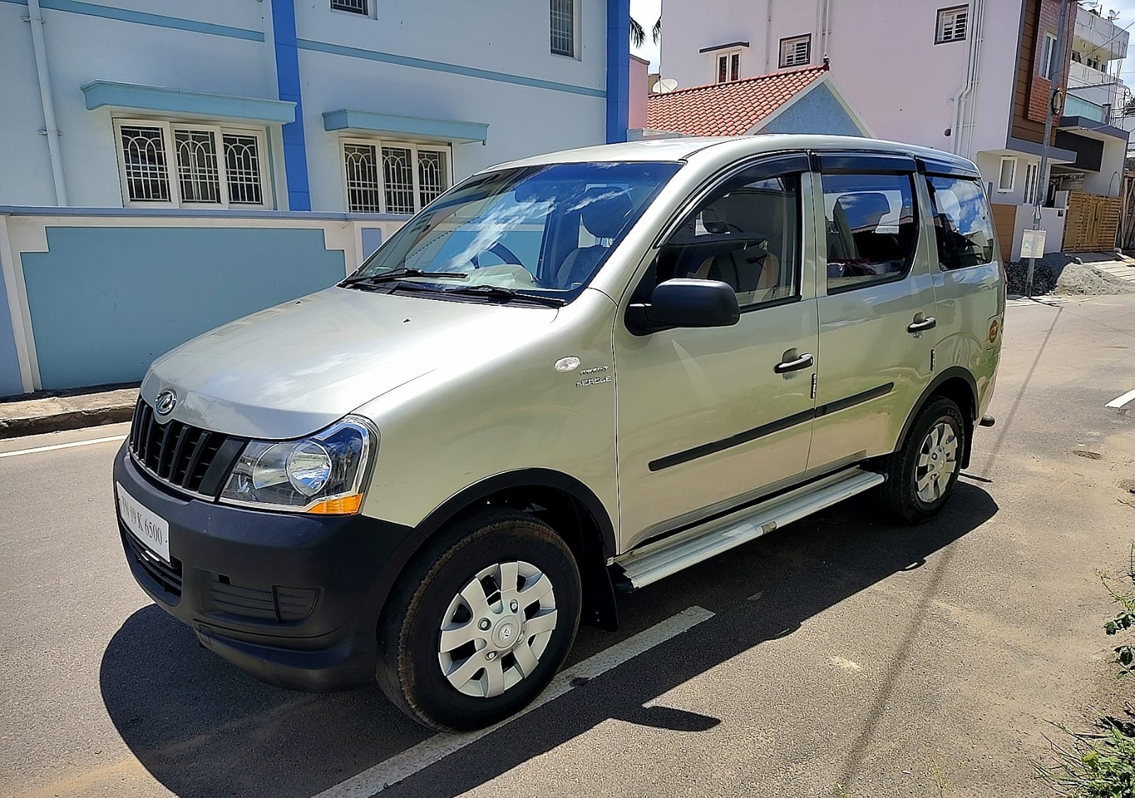 Mahindra Xylo - Image 5