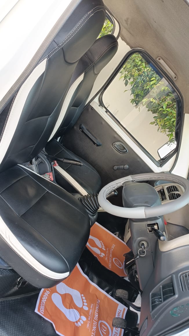 Maruti Suzuki Eeco - Image 7