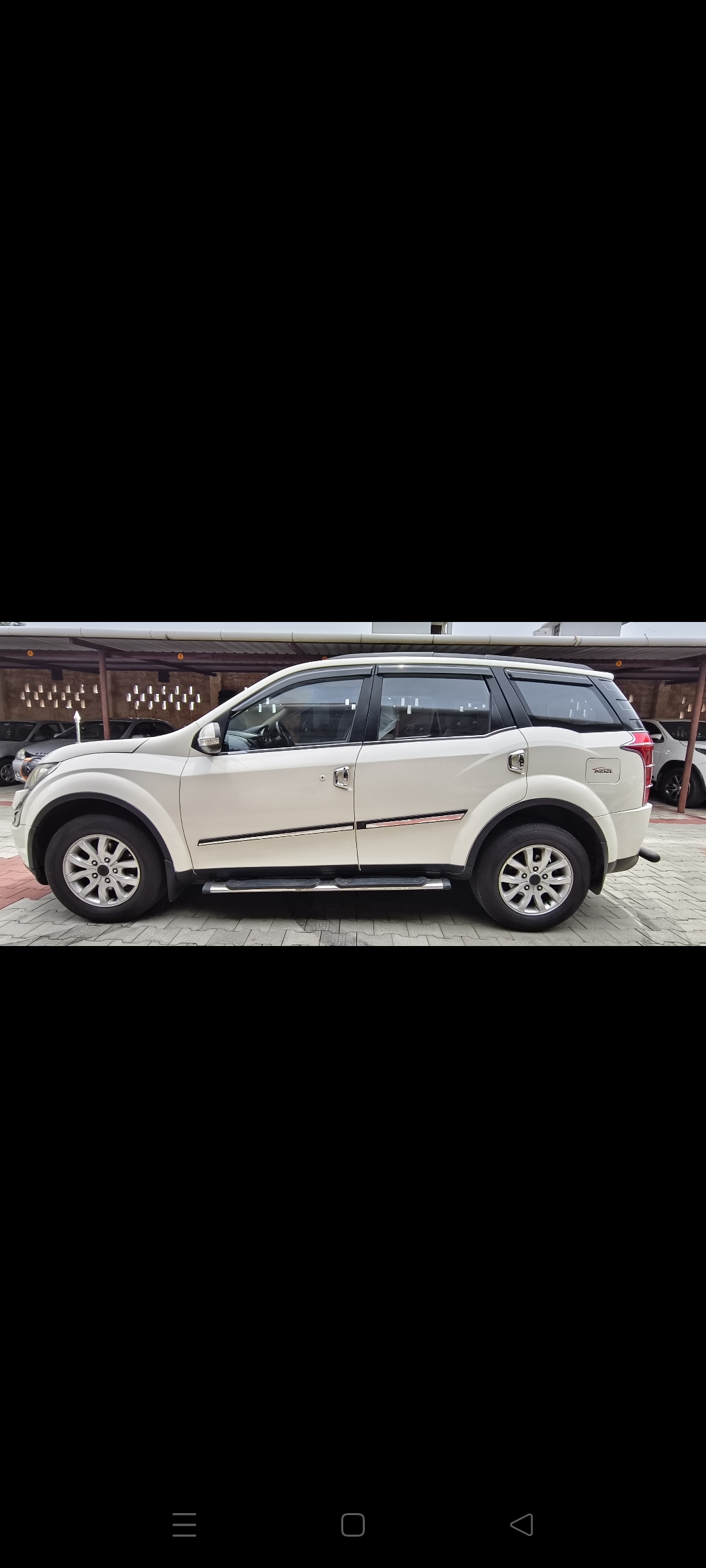 Mahindra XUV500 - Image 4
