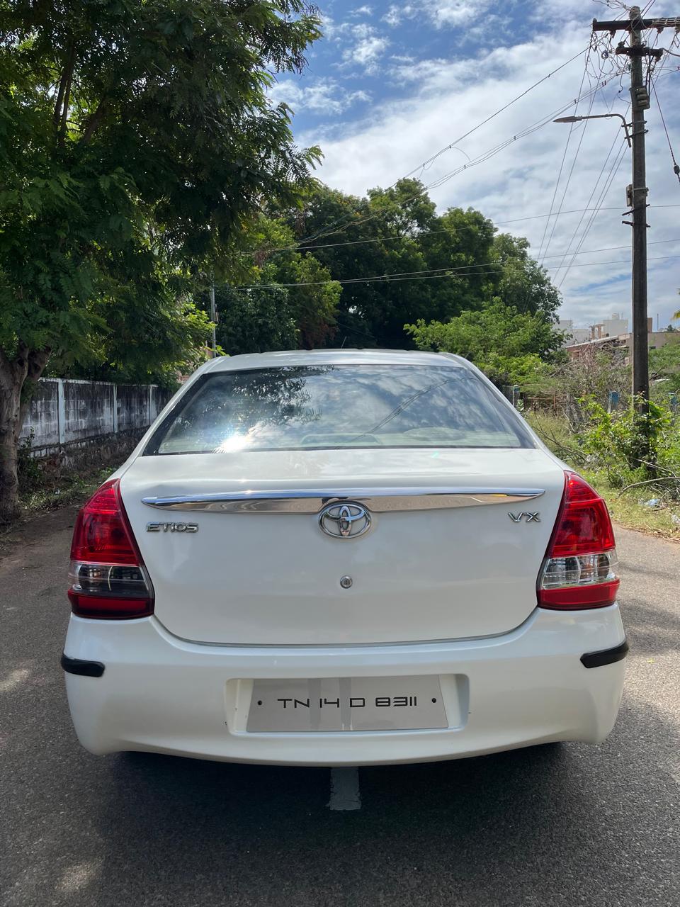 Toyota Etios - Image 2