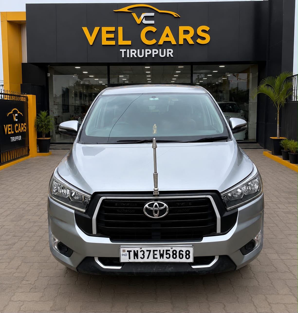Toyota Innova Crysta