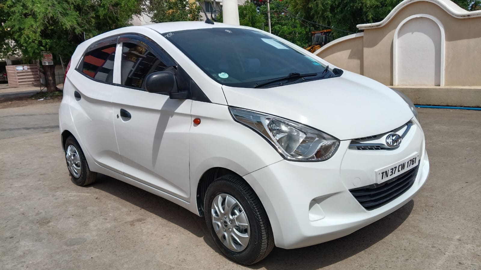 Hyundai Eon - Image 2