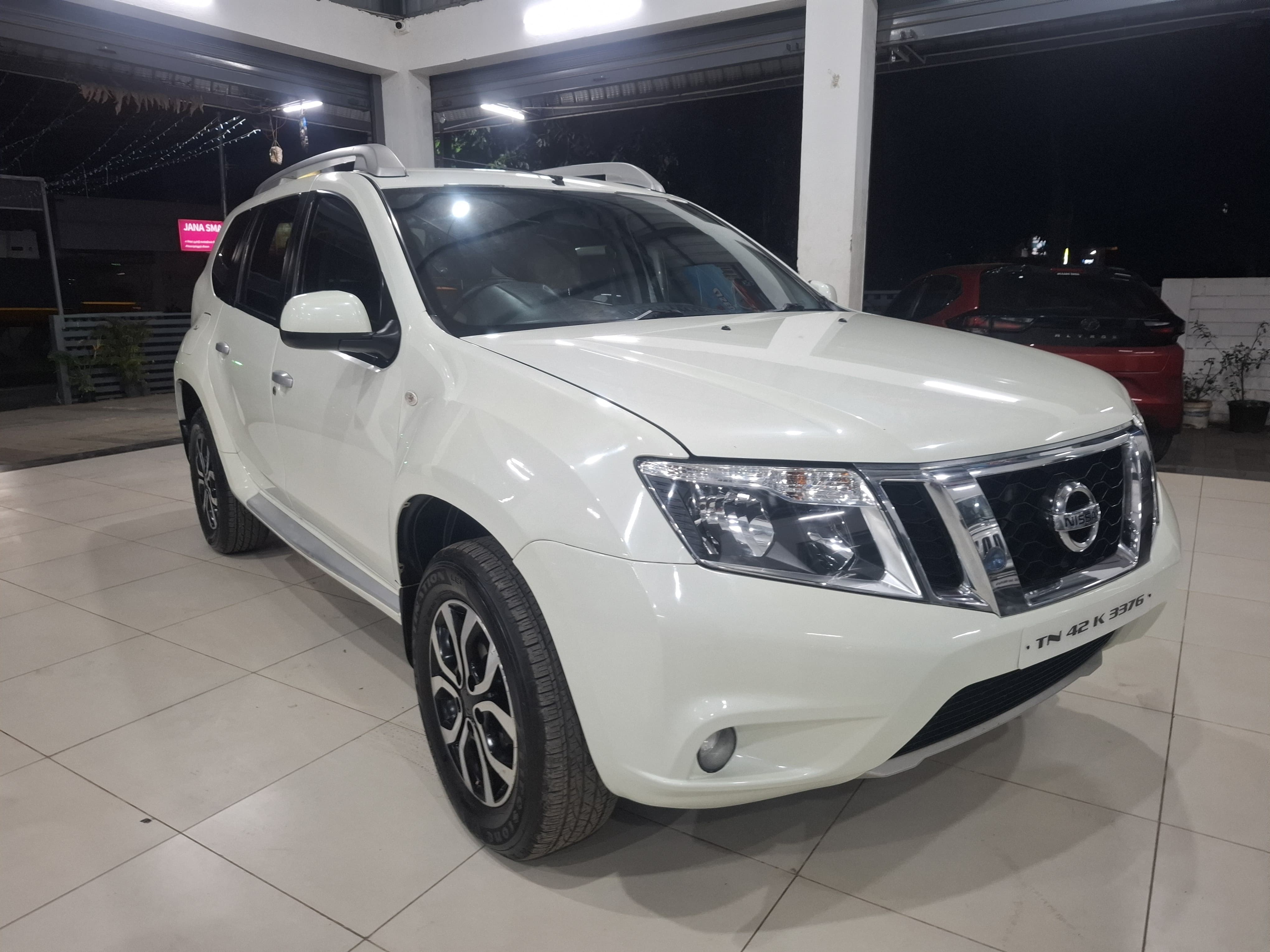 Nissan Terrano - Image 7