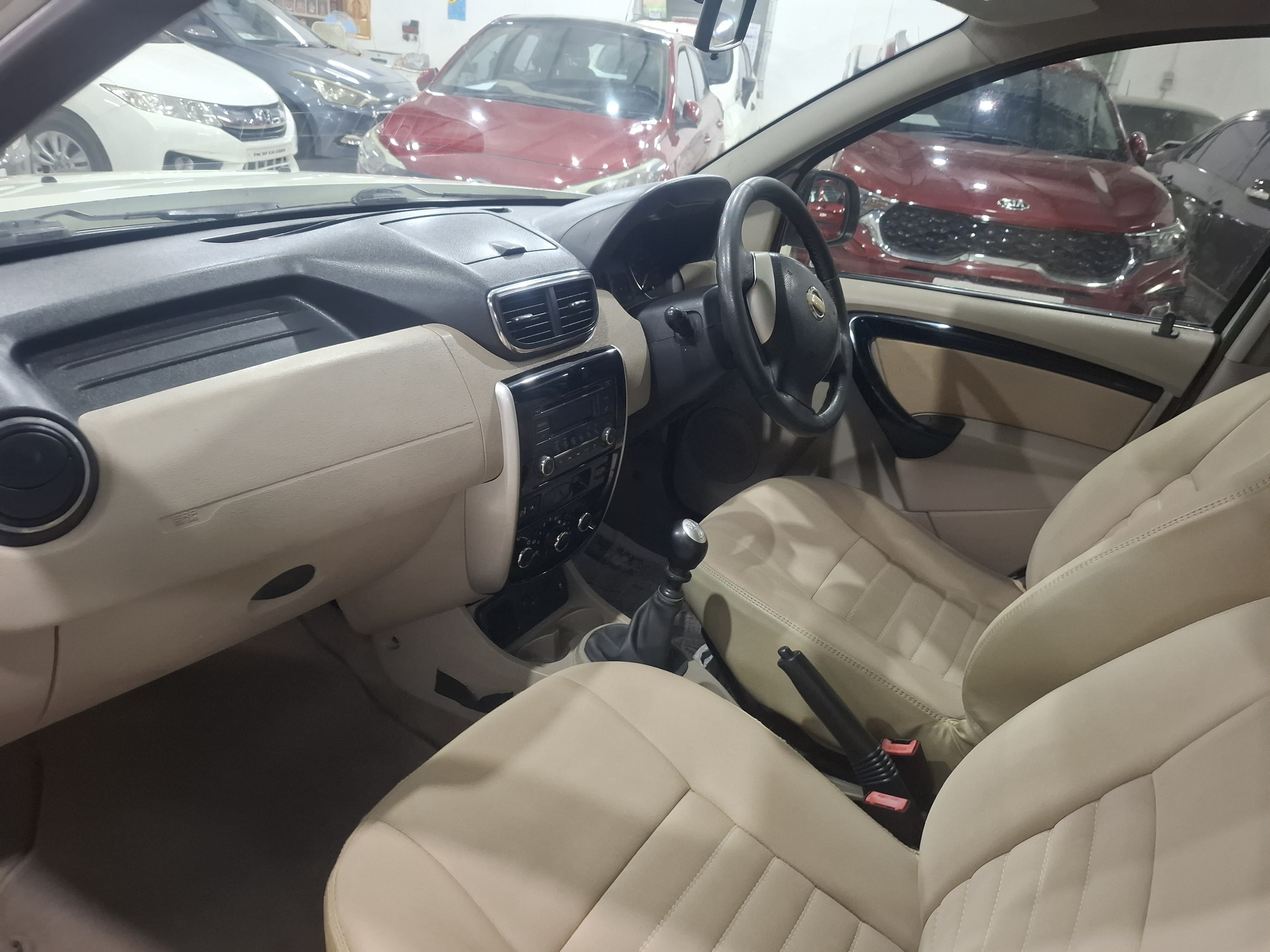 Nissan Terrano - Image 3