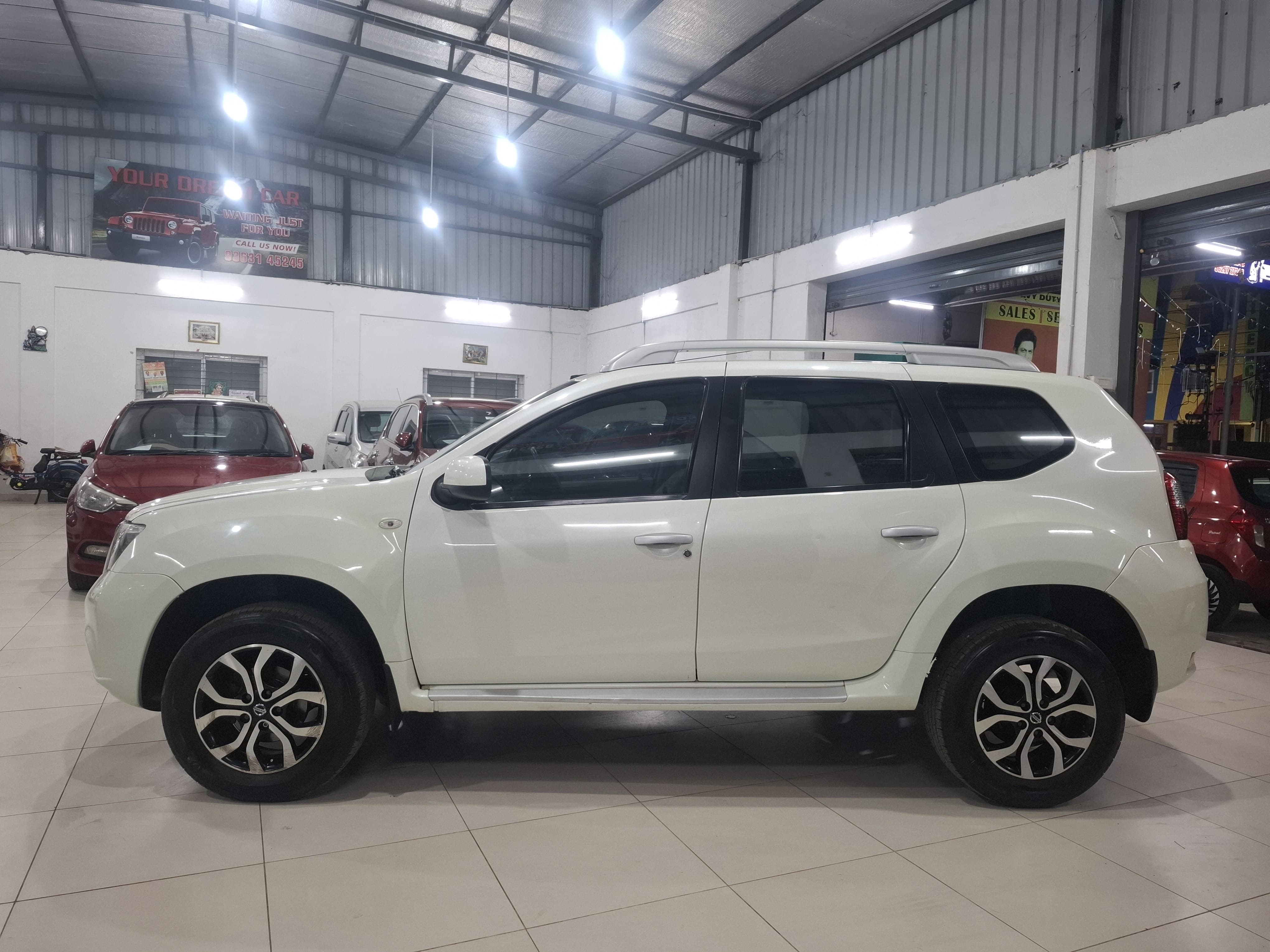 Nissan Terrano - Image 2