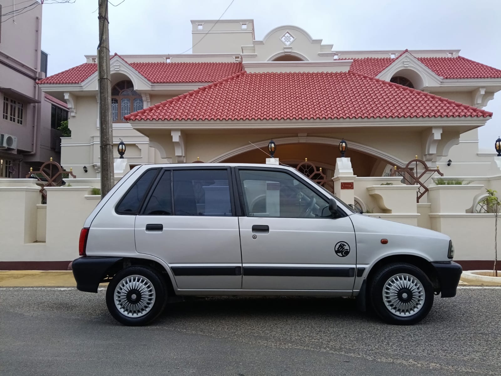 Maruti Suzuki 800 - Image 4