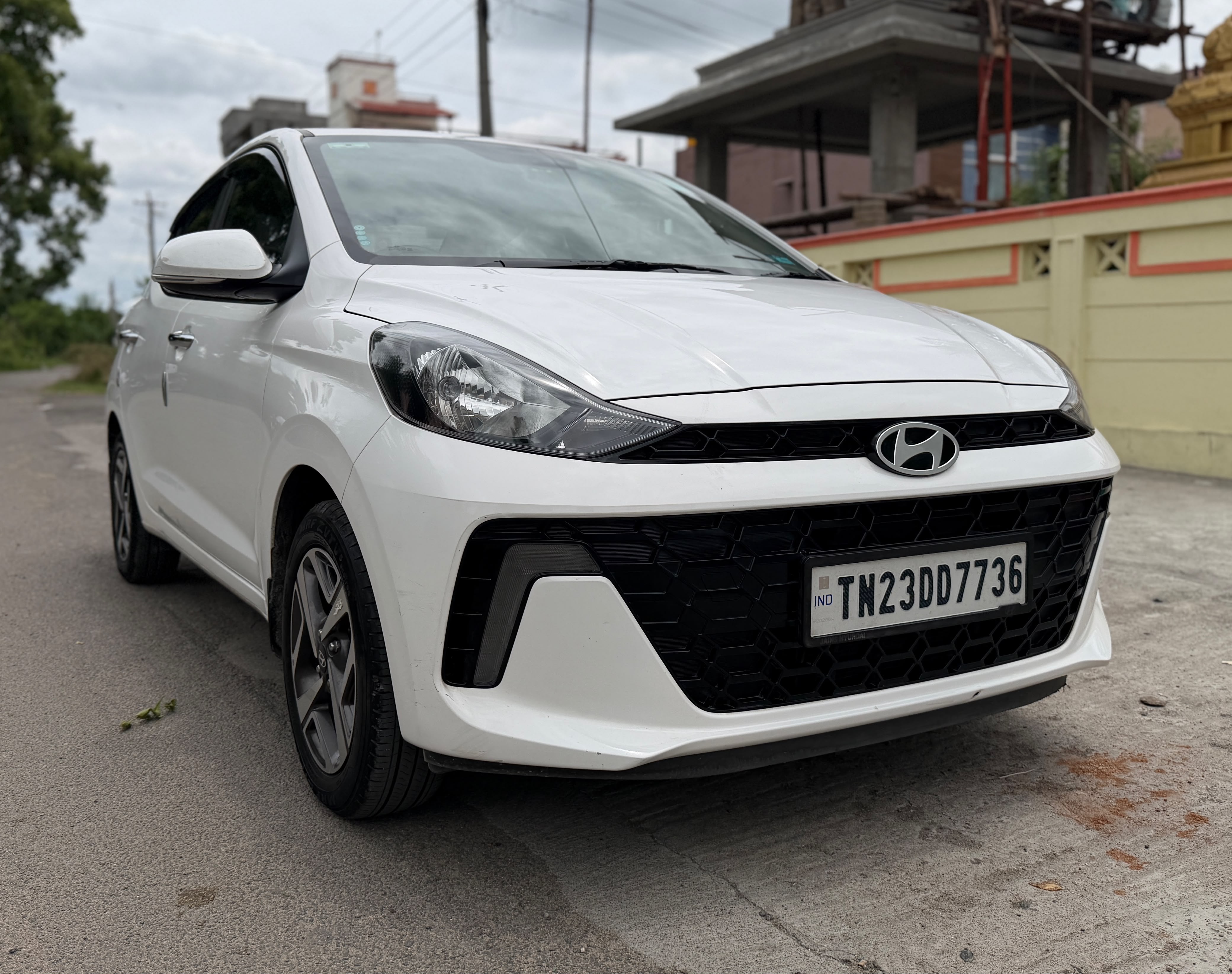 Hyundai Aura - Image 2