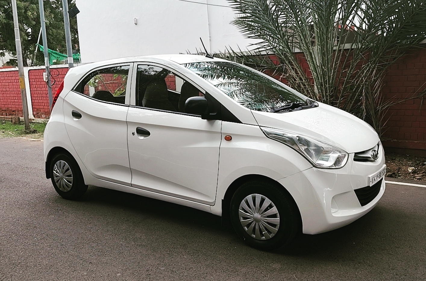 Hyundai Eon - Image 3