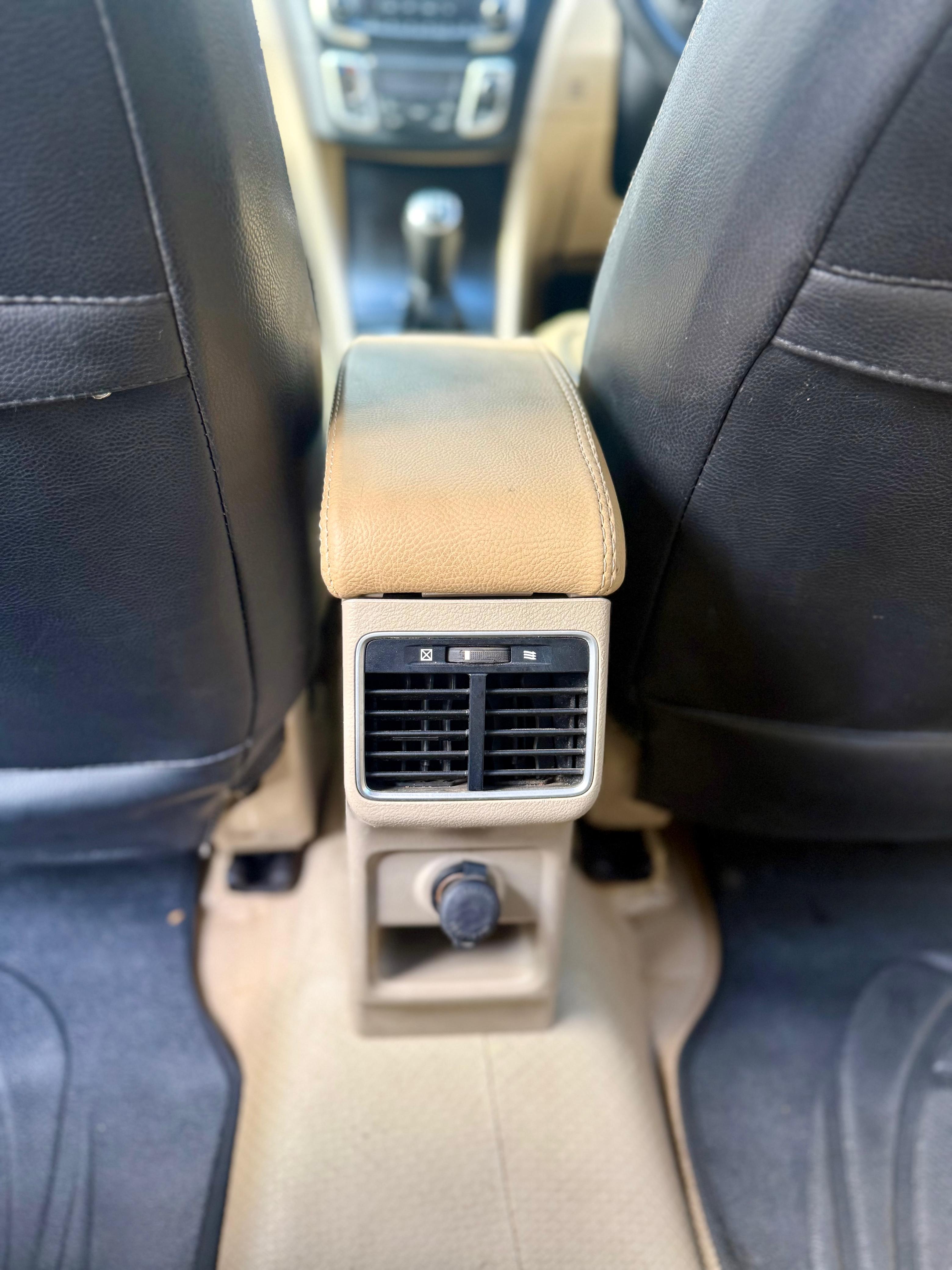 Maruti Suzuki Ciaz - Image 10