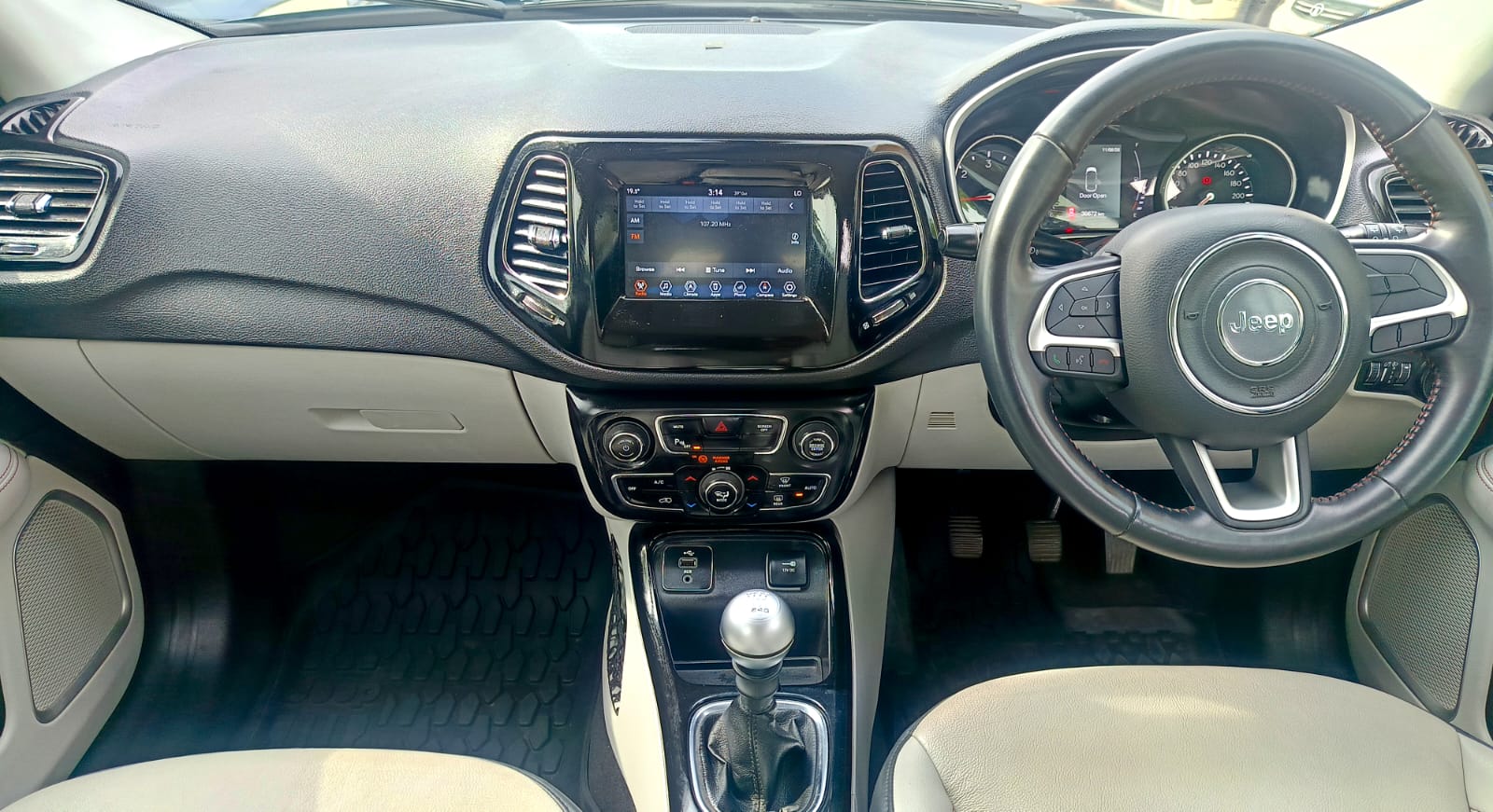 Jeep Compass - Image 8