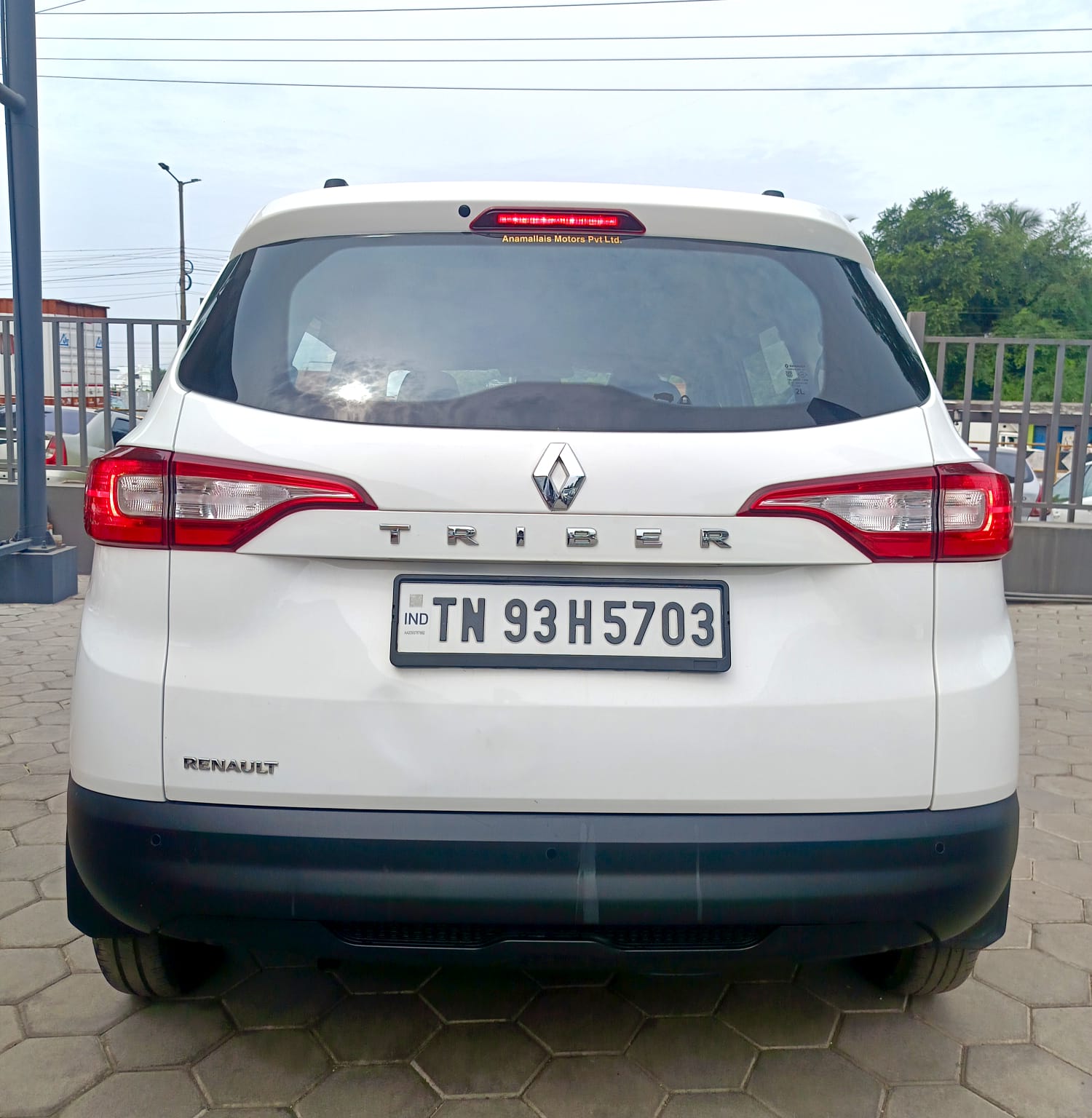 Renault Triber - Image 5