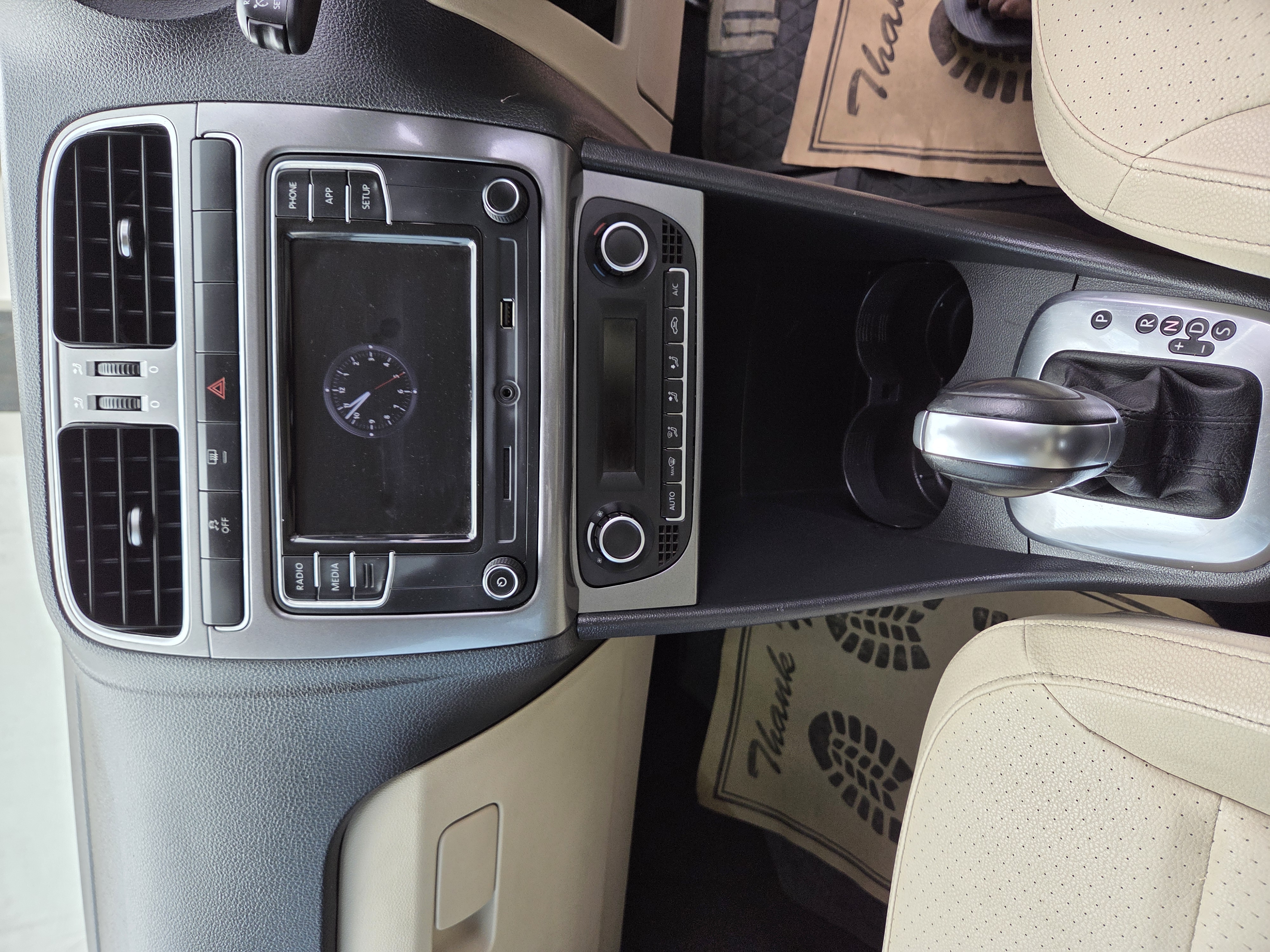 Volkswagen Vento - Image 12