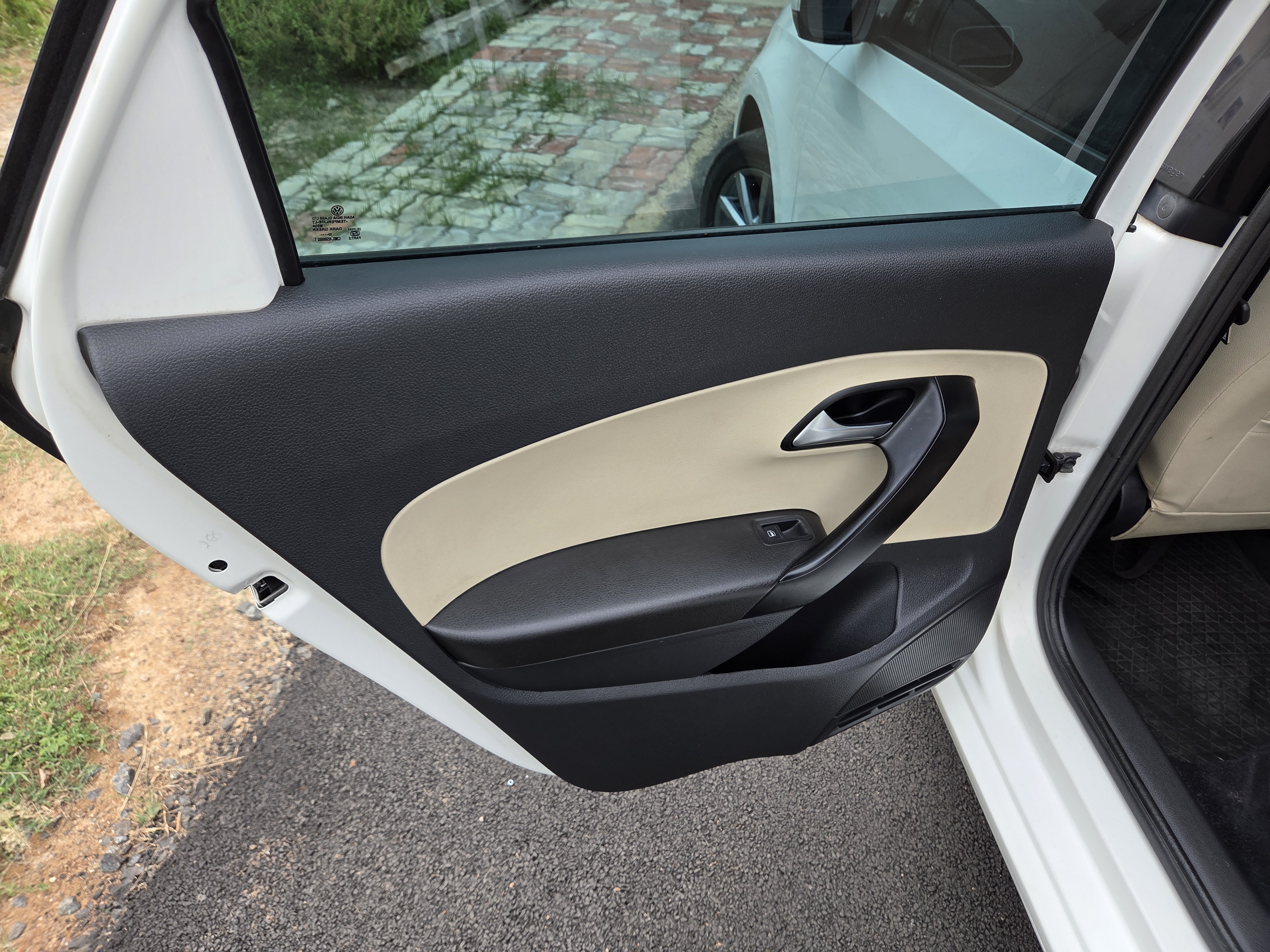 Volkswagen Vento - Image 9