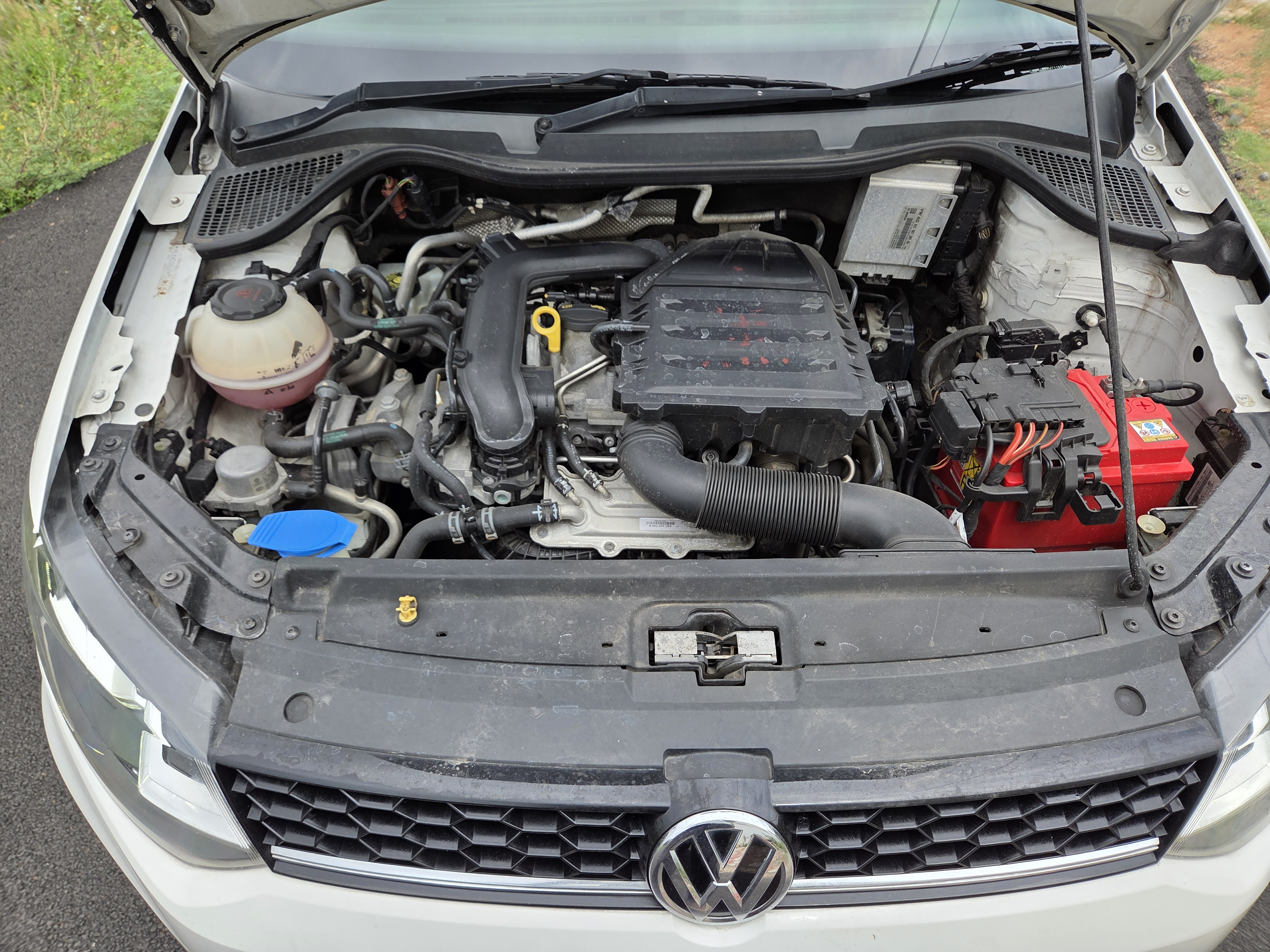 Volkswagen Vento - Image 14