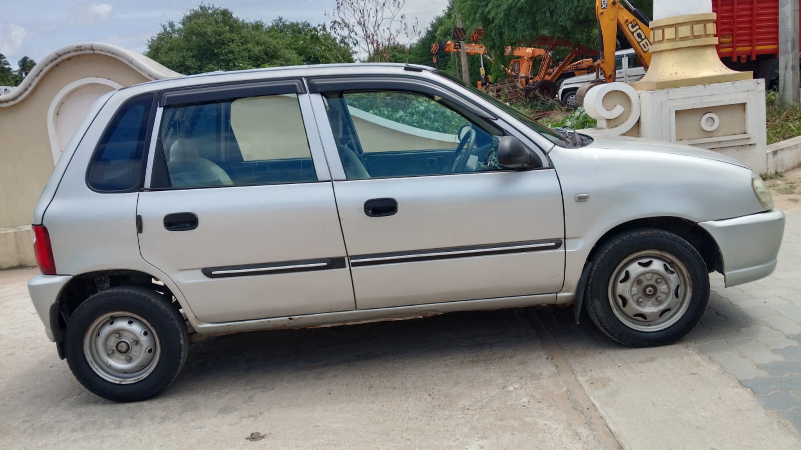 Maruti Suzuki Zen - Image 14